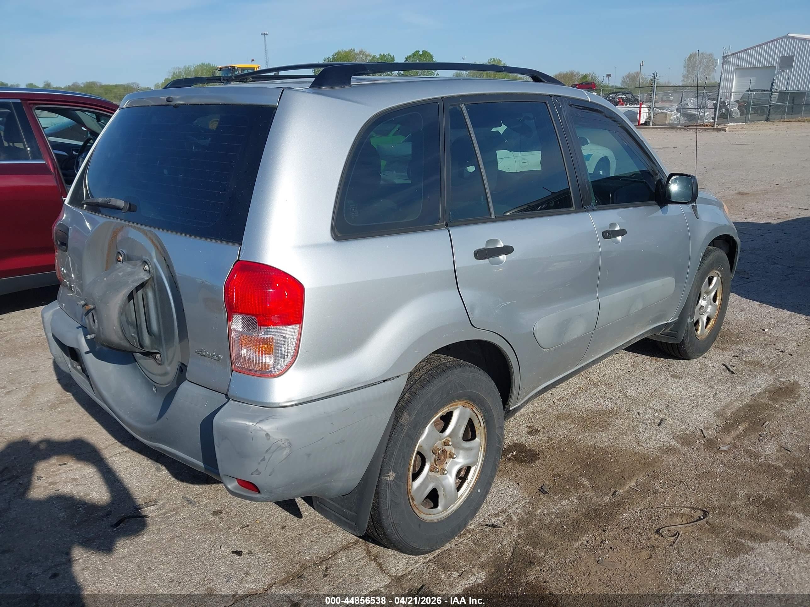 TOYOTA RAV4 image 4
