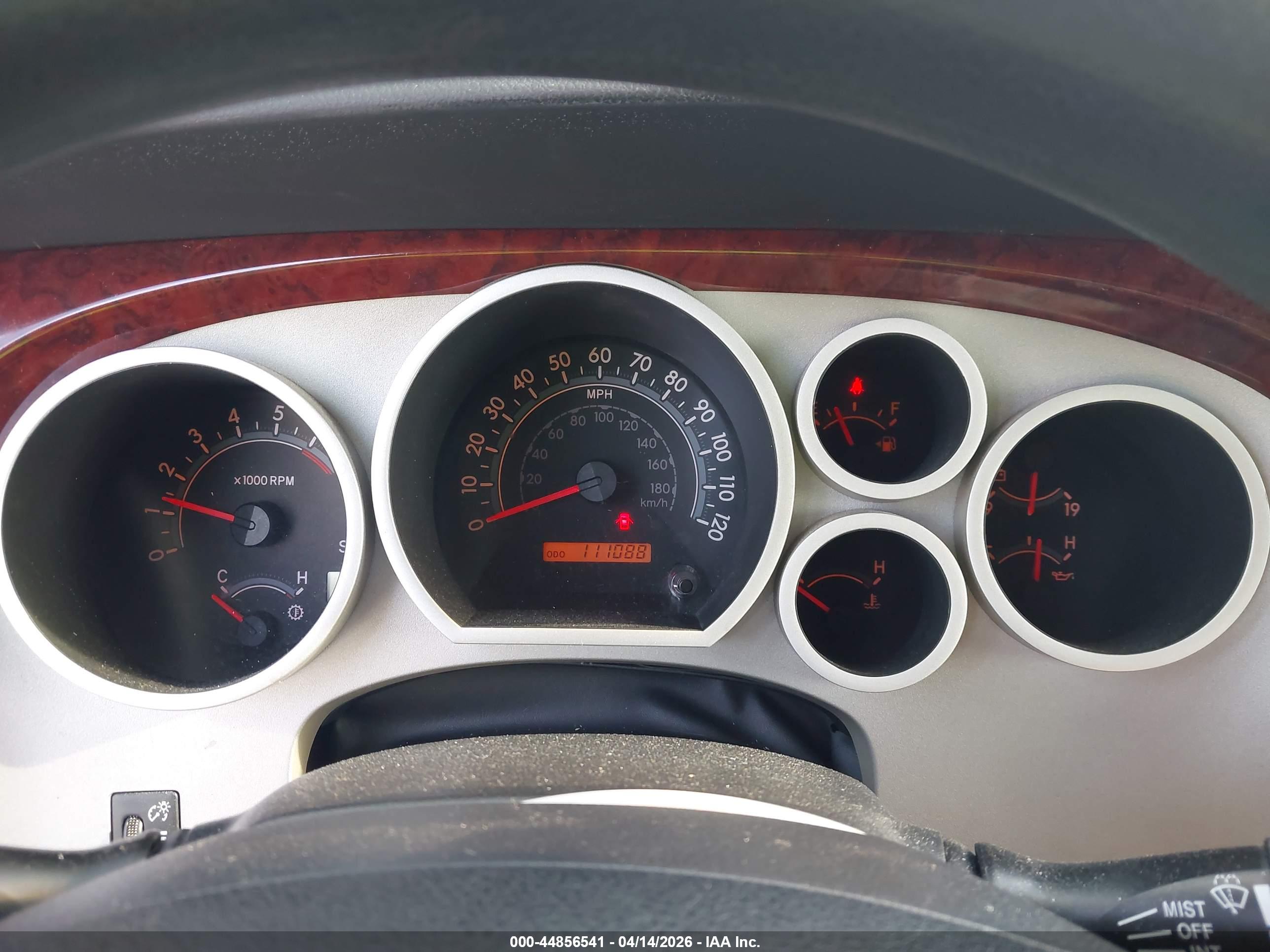 TOYOTA TUNDRA image 7