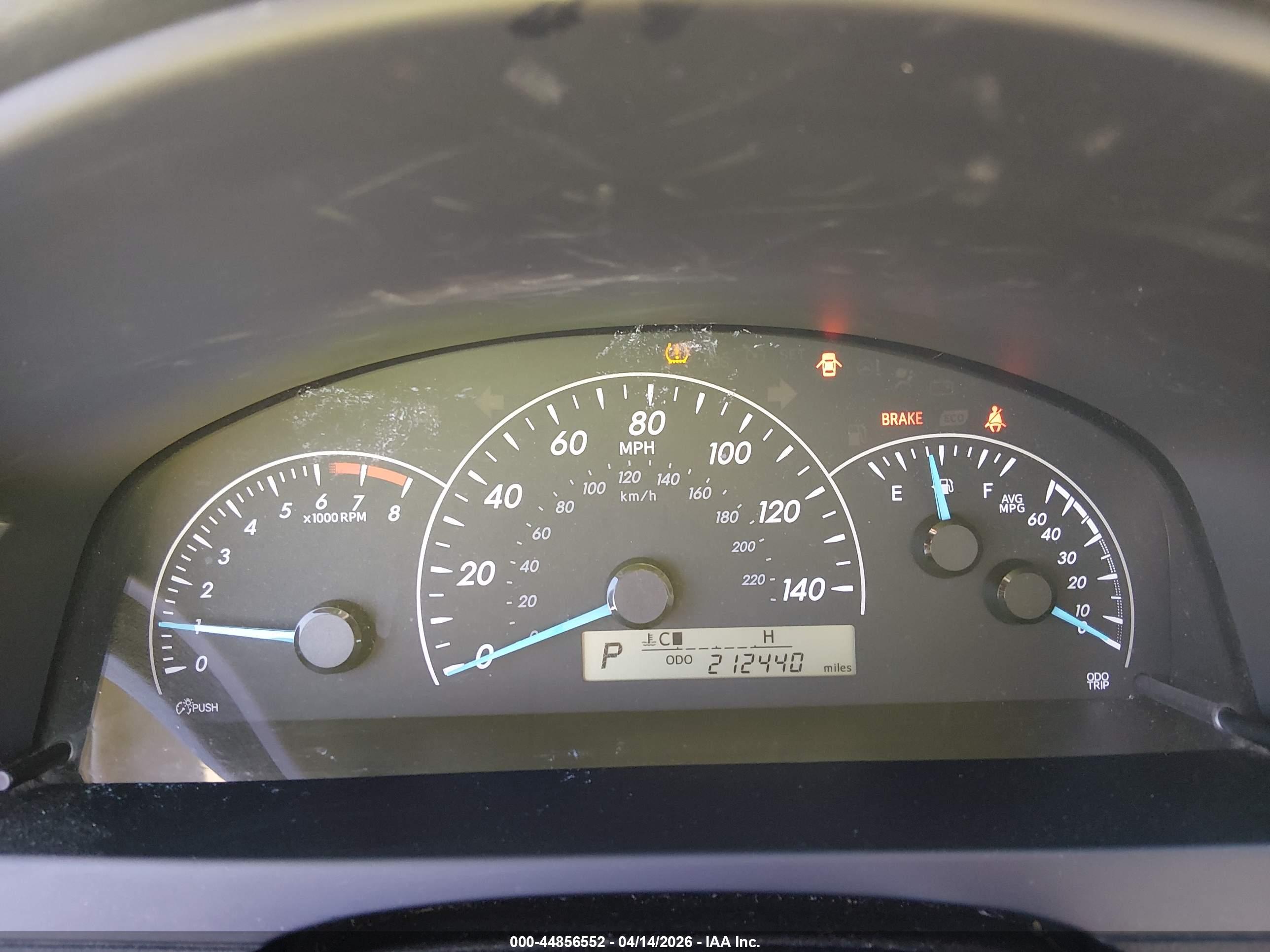 TOYOTA CAMRY image 7