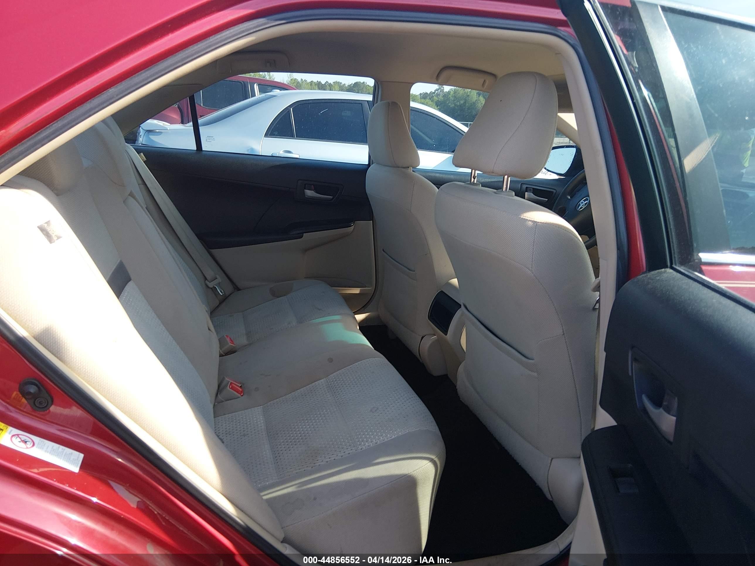 TOYOTA CAMRY image 8