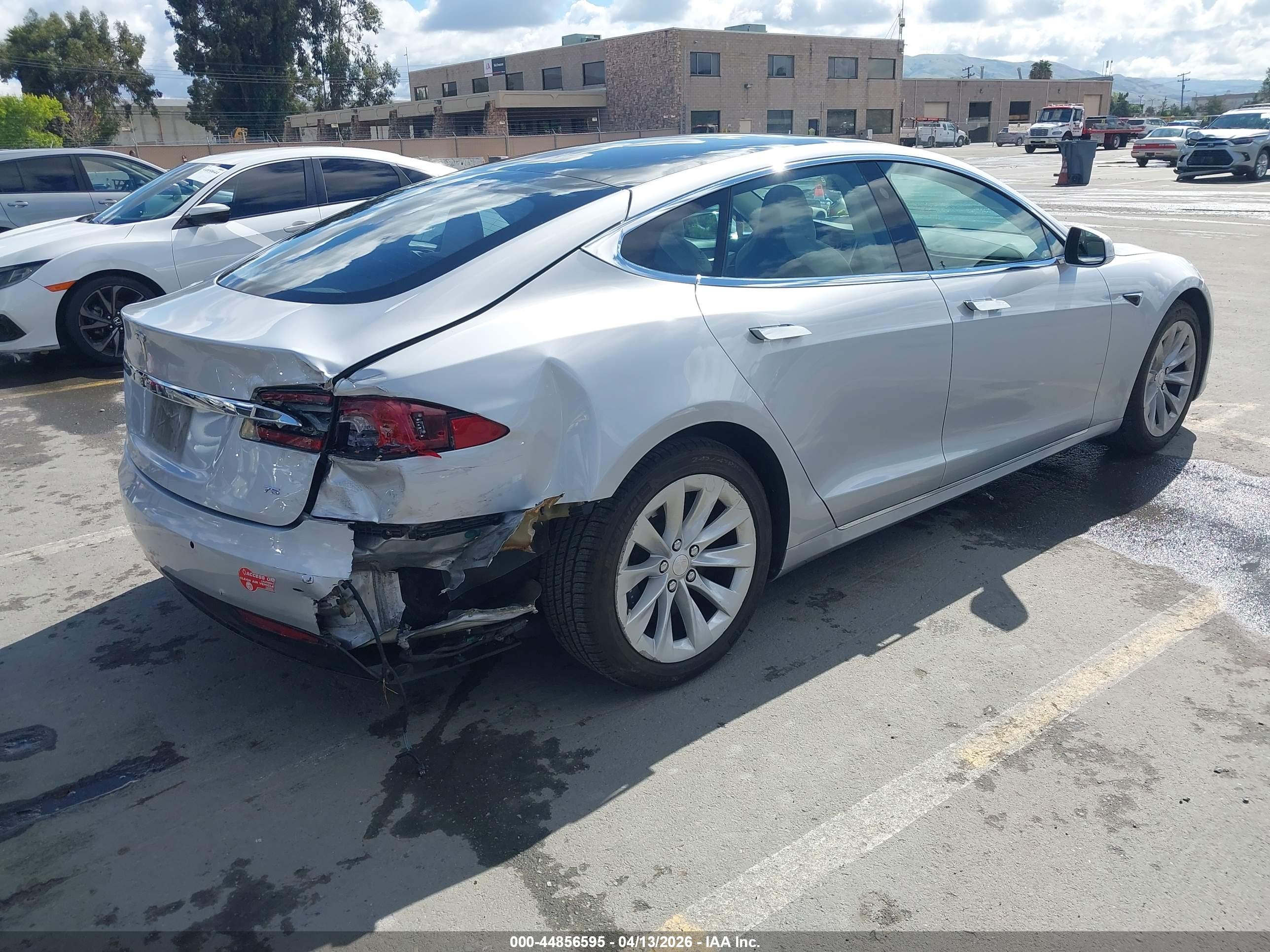 TESLA MODEL image 4
