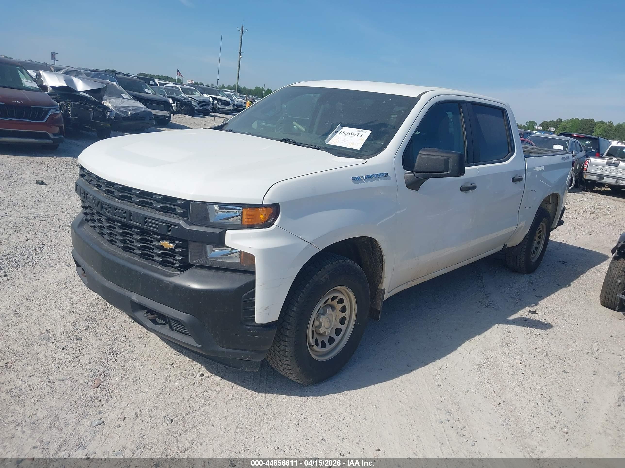 CHEVROLET SILVERADO image 2
