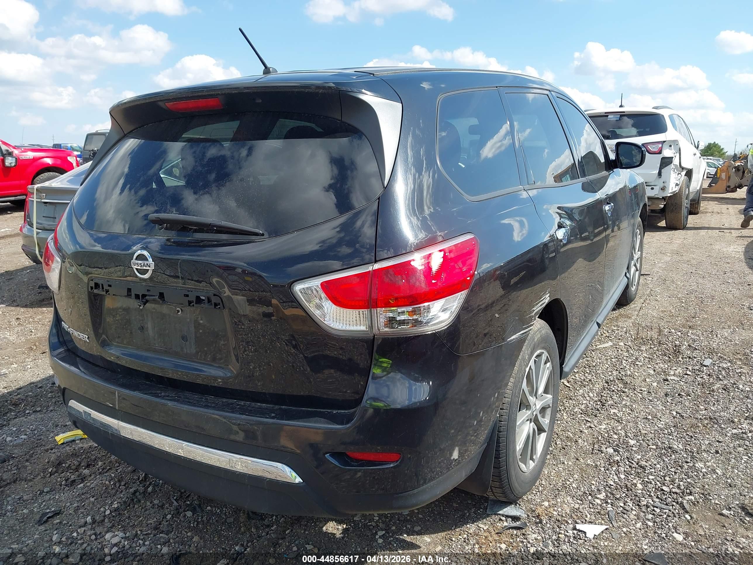 NISSAN PATHFINDER image 4