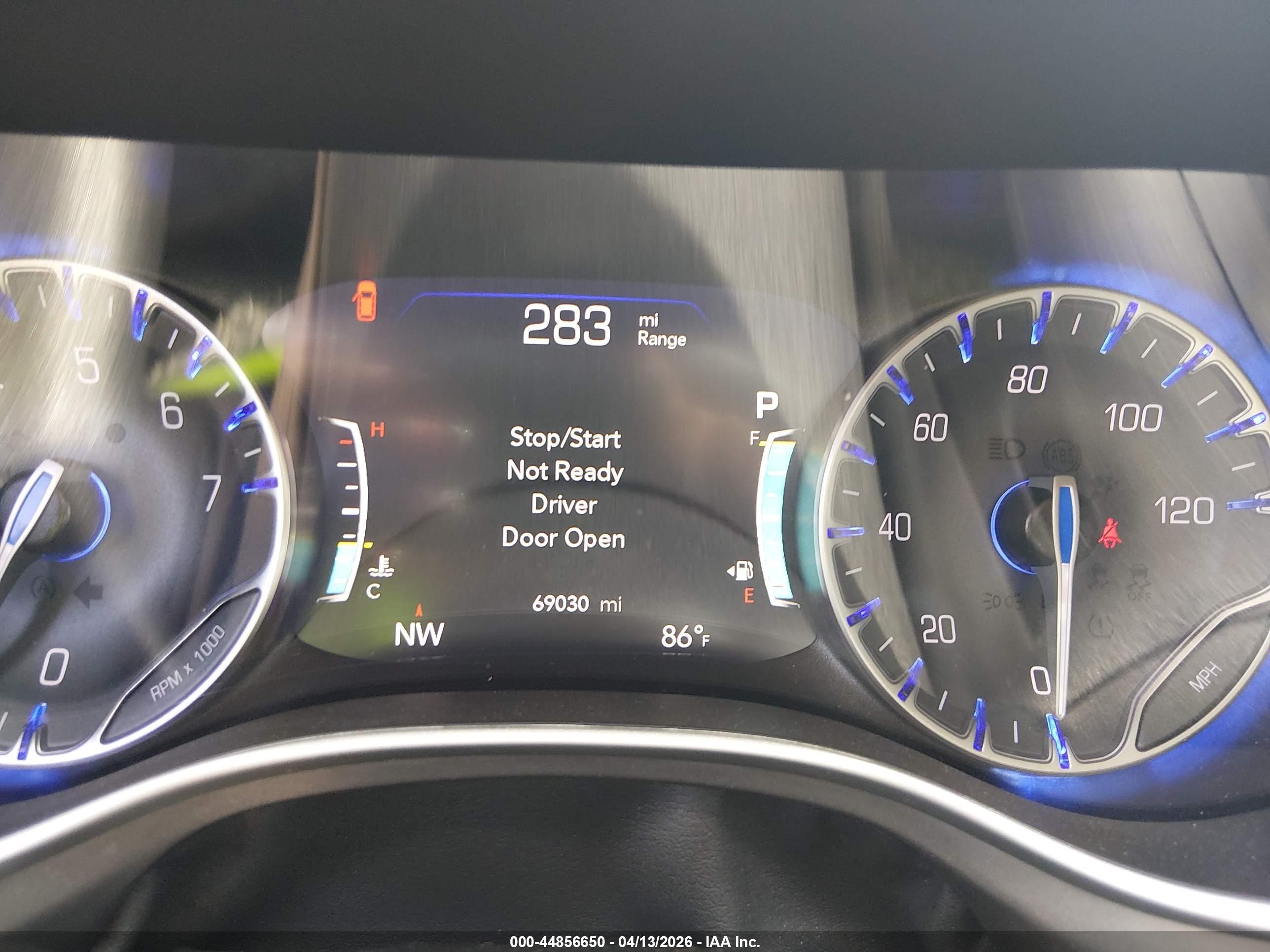 CHRYSLER PACIFICA image 7