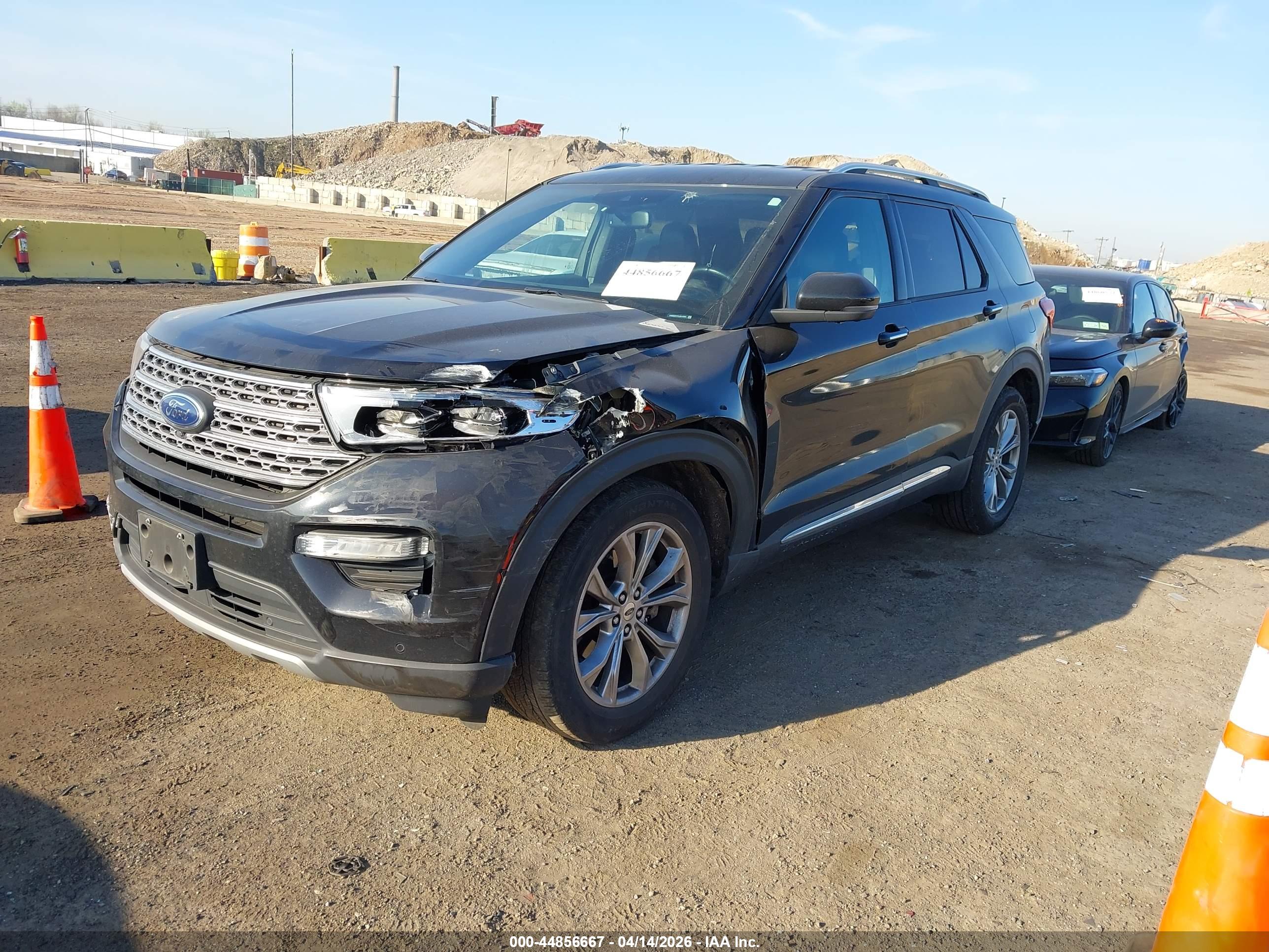 FORD EXPLORER image 2