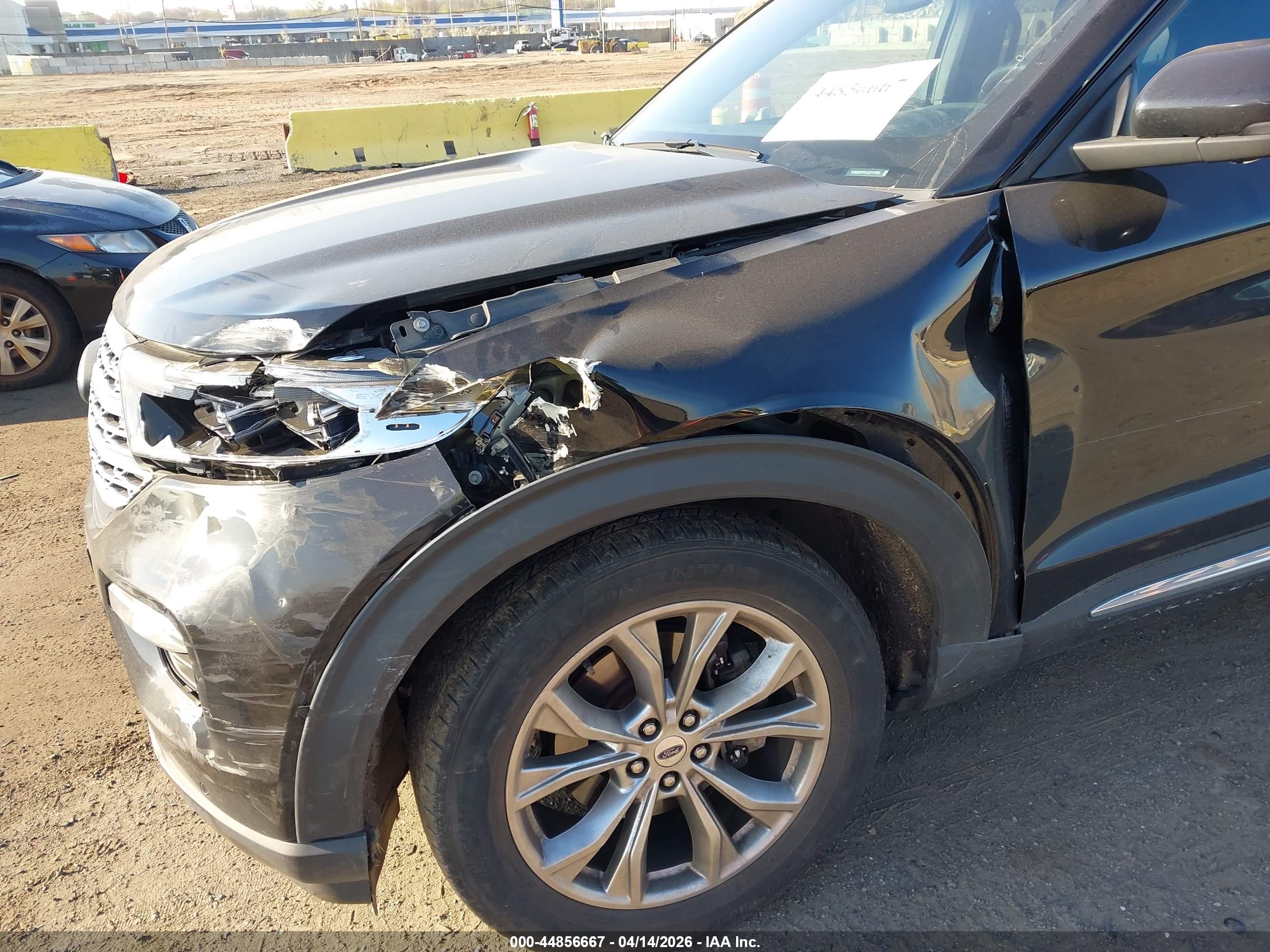 FORD EXPLORER image 6