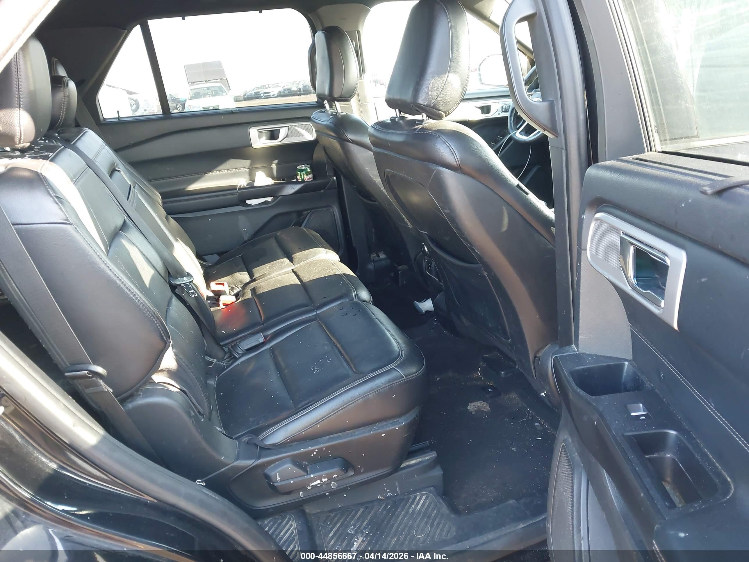 FORD EXPLORER image 8
