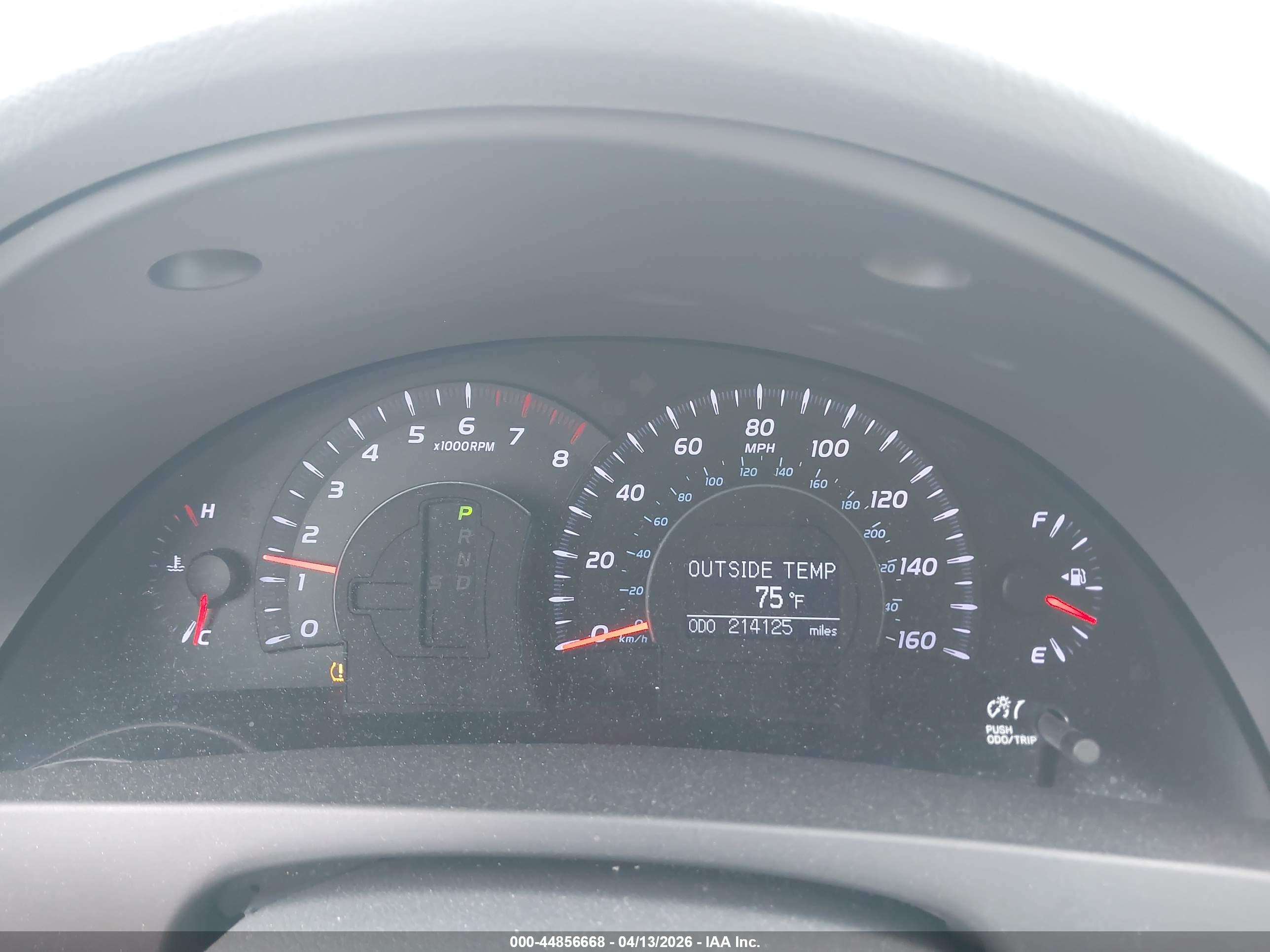 TOYOTA CAMRY image 7