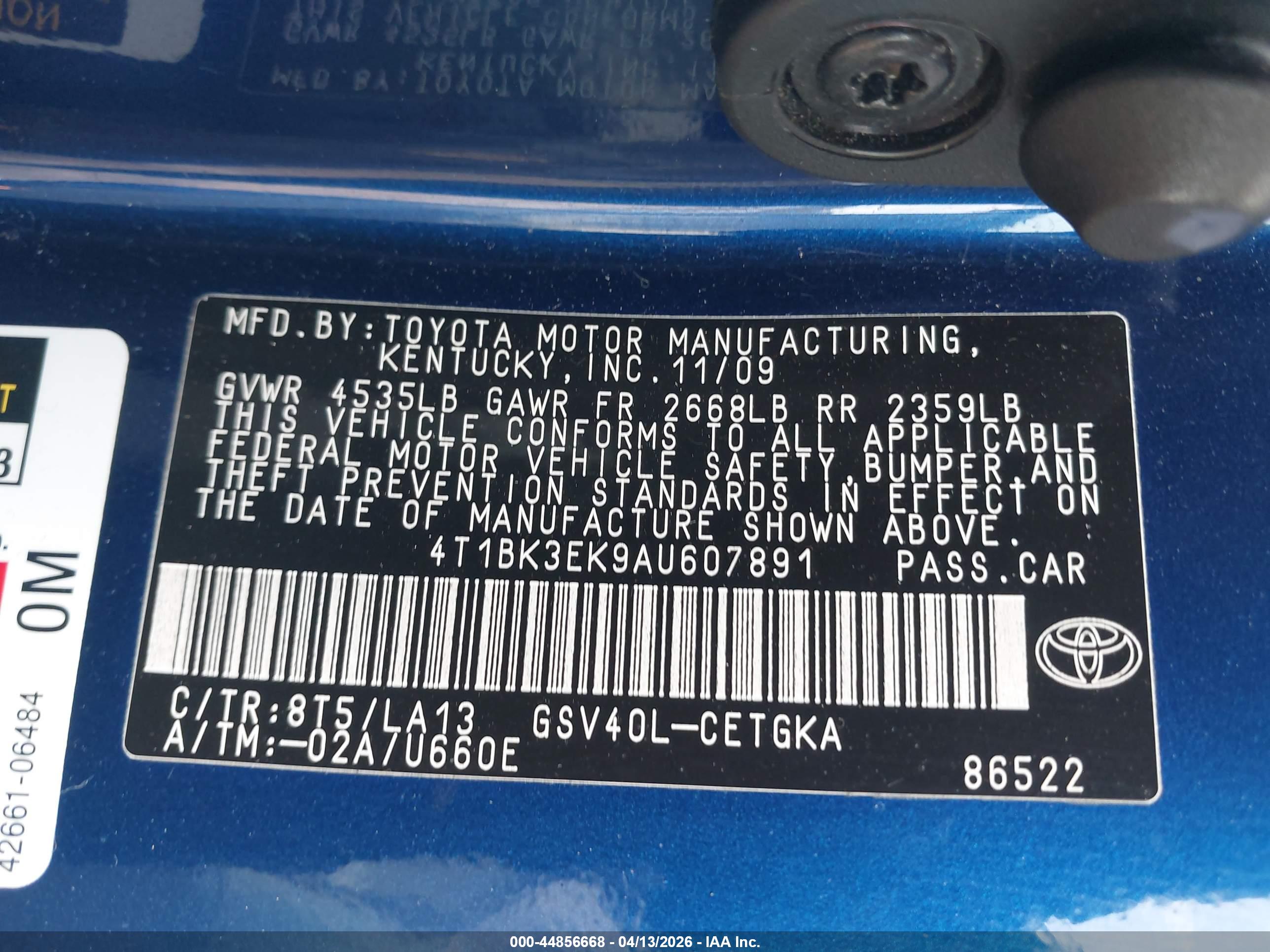 TOYOTA CAMRY image 9