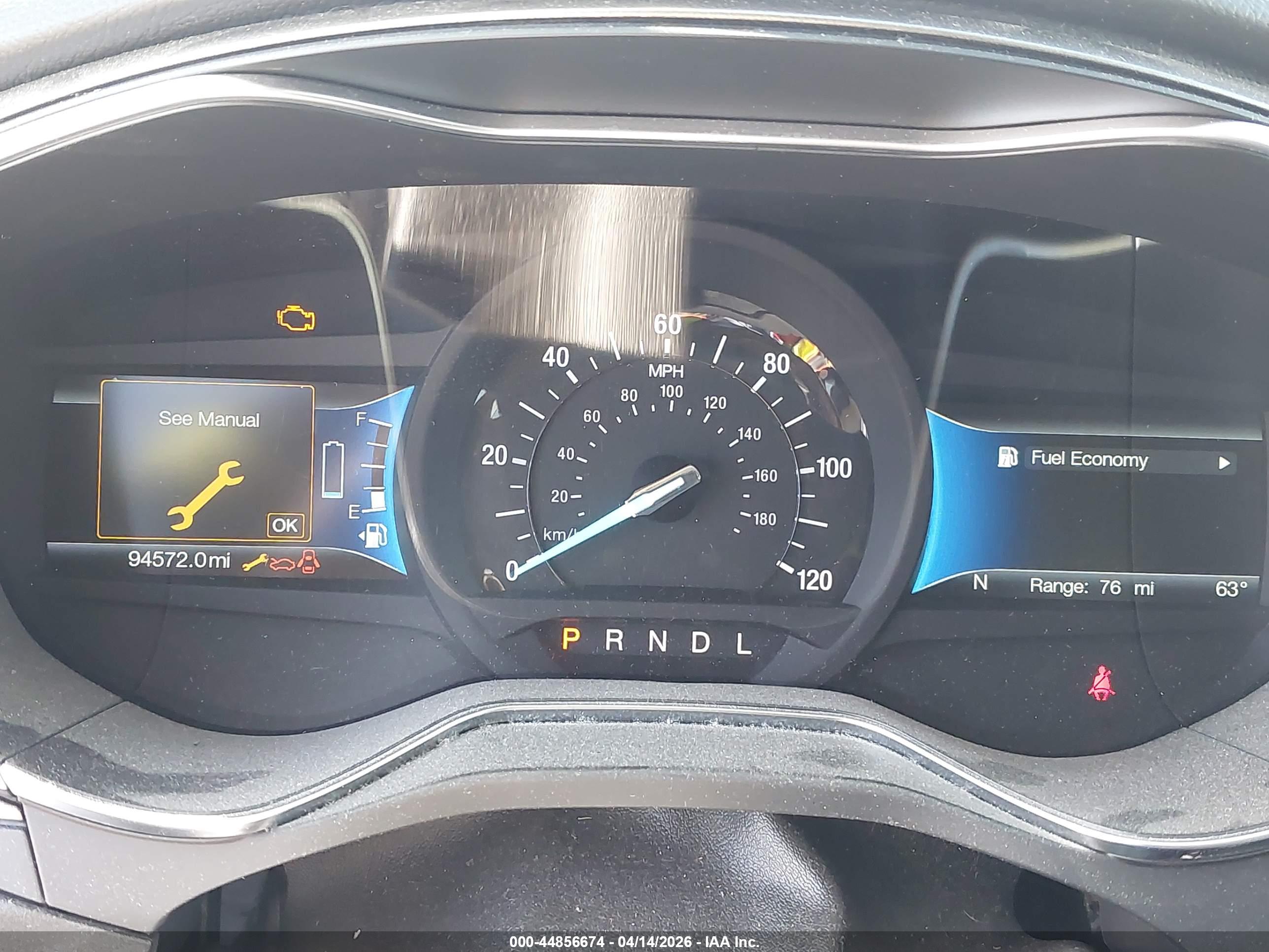 FORD FUSION image 7