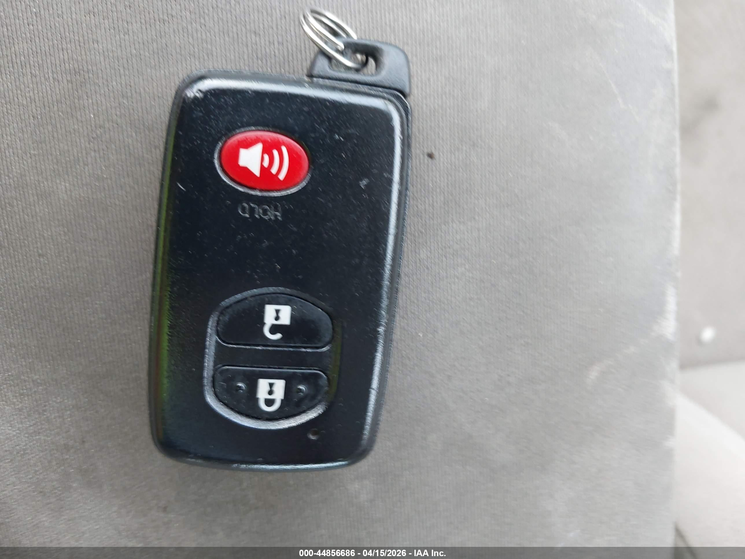 TOYOTA PRIUS image 11