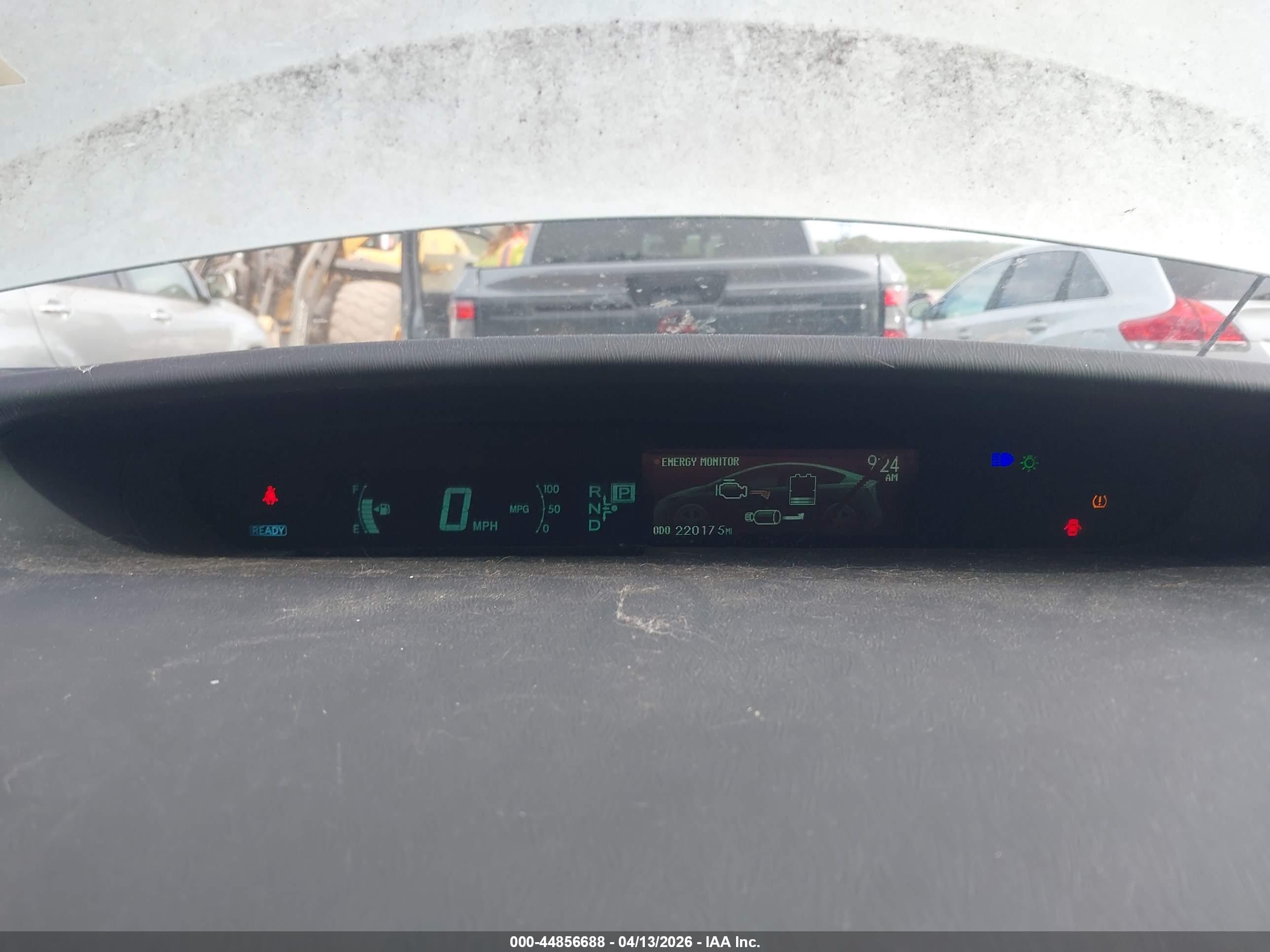 TOYOTA PRIUS image 7