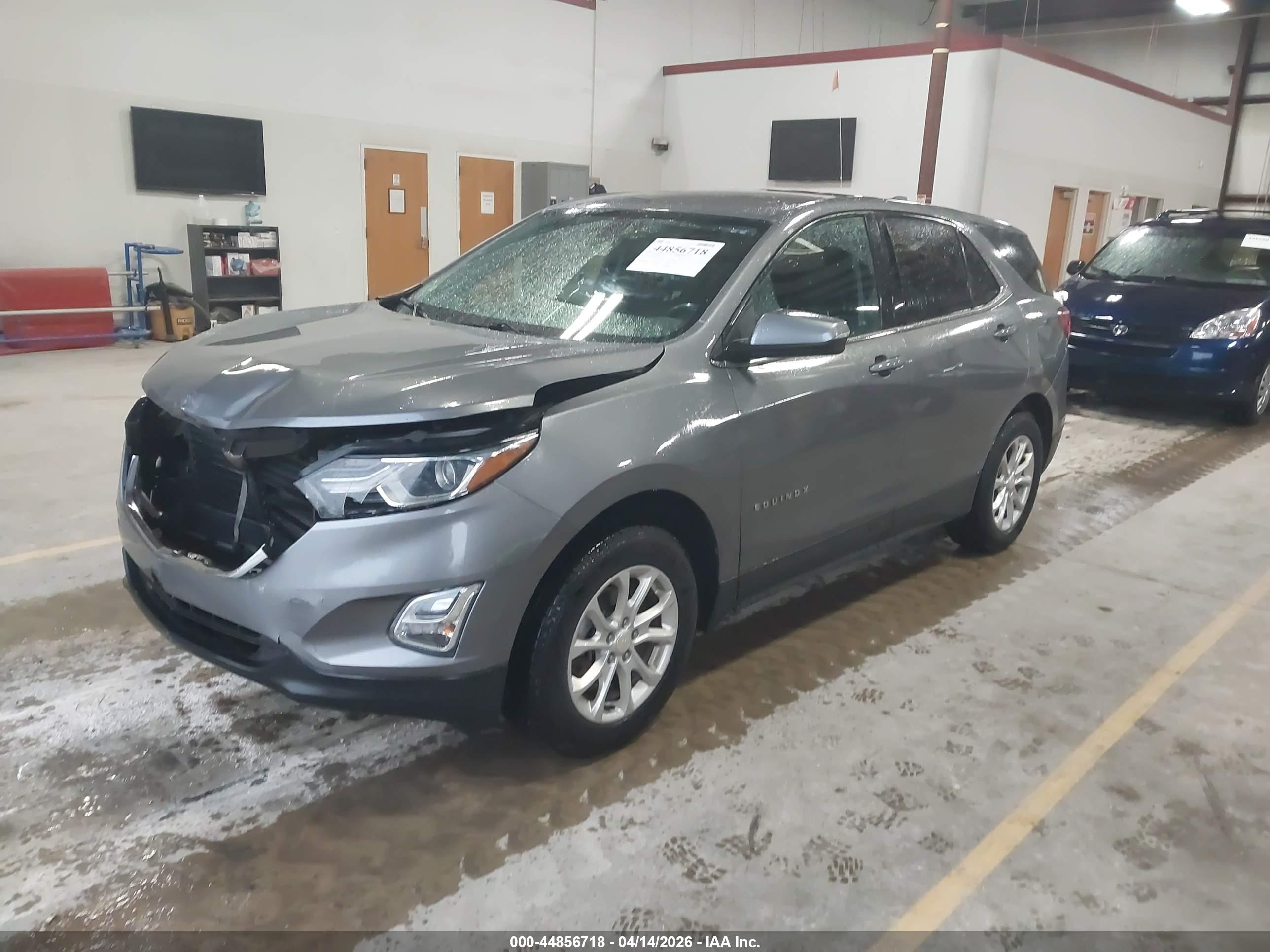 CHEVROLET EQUINOX image 2