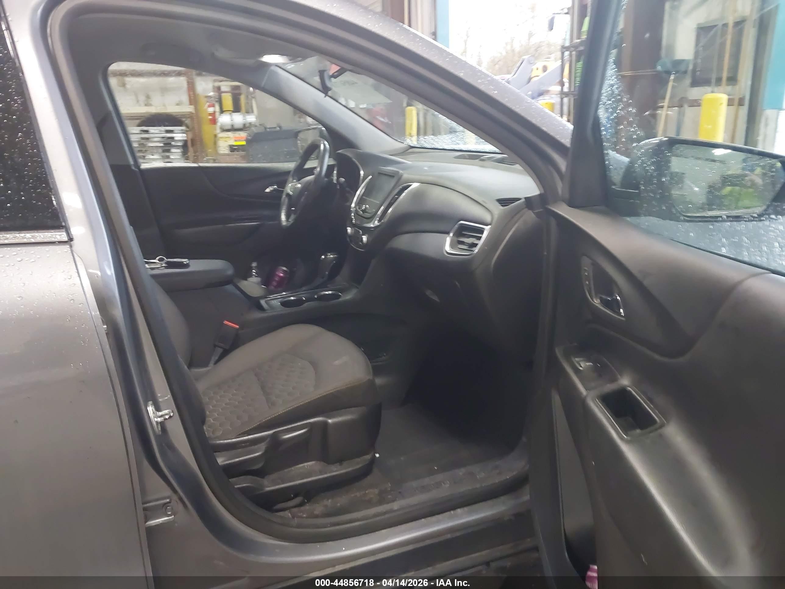 CHEVROLET EQUINOX image 5