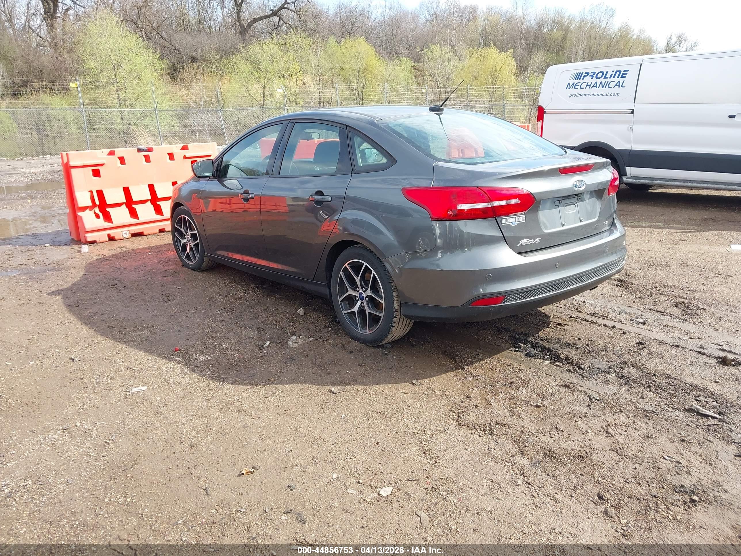 FORD FOCUS image 3