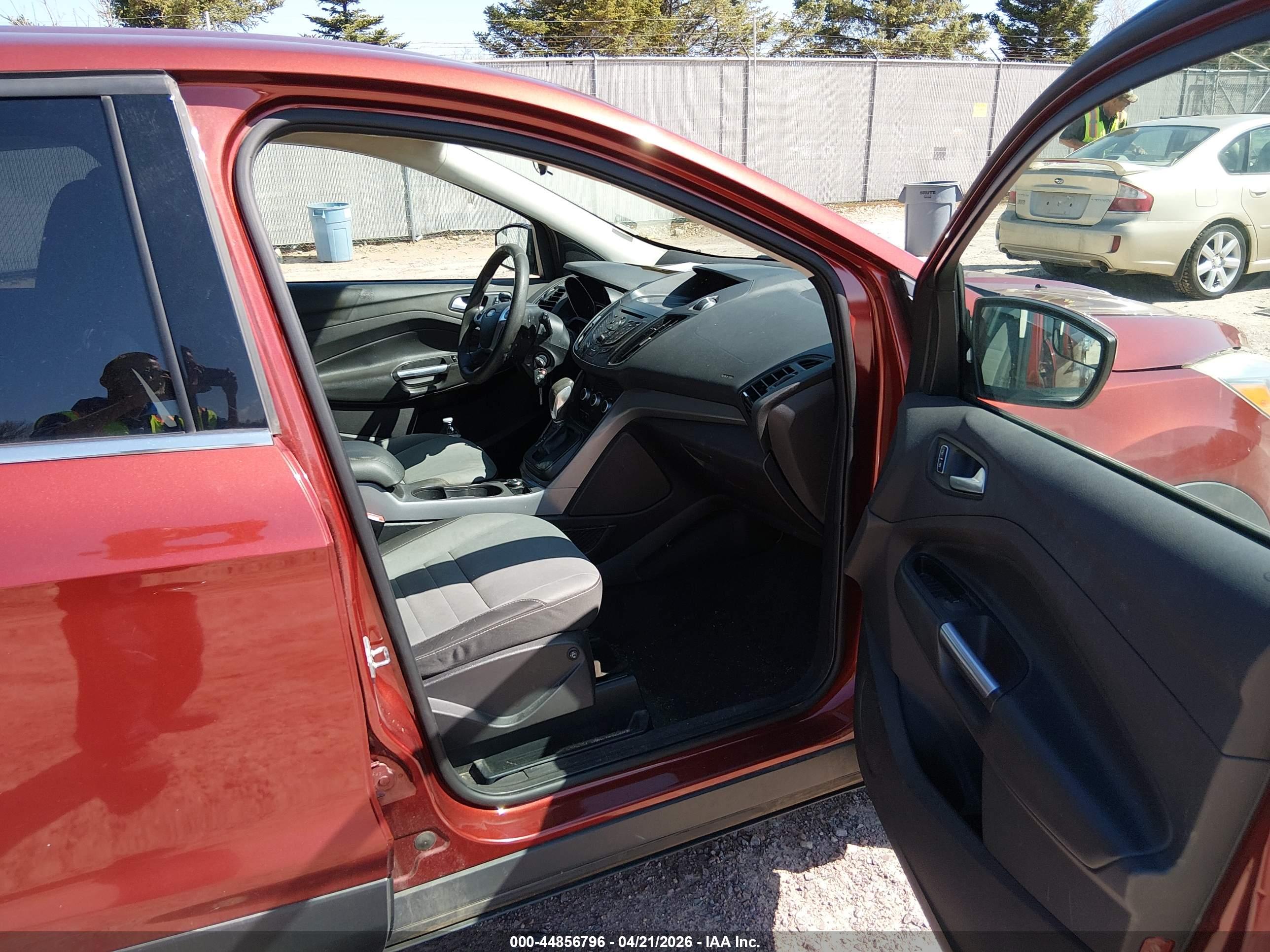 FORD ESCAPE image 5