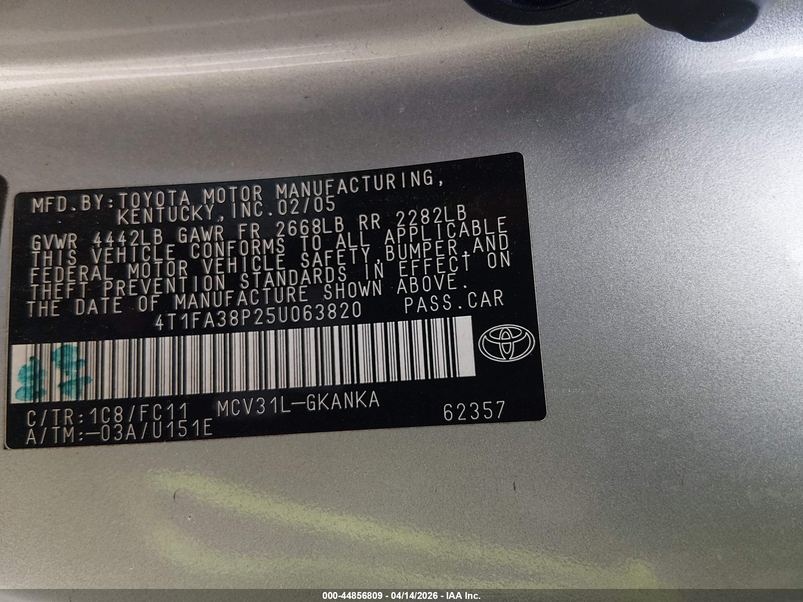 TOYOTA CAMRY image 9