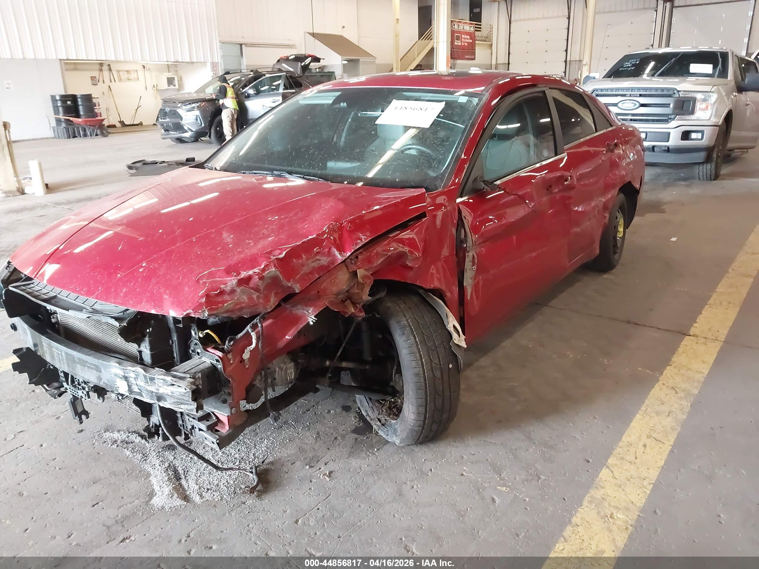 HYUNDAI ELANTRA image 2