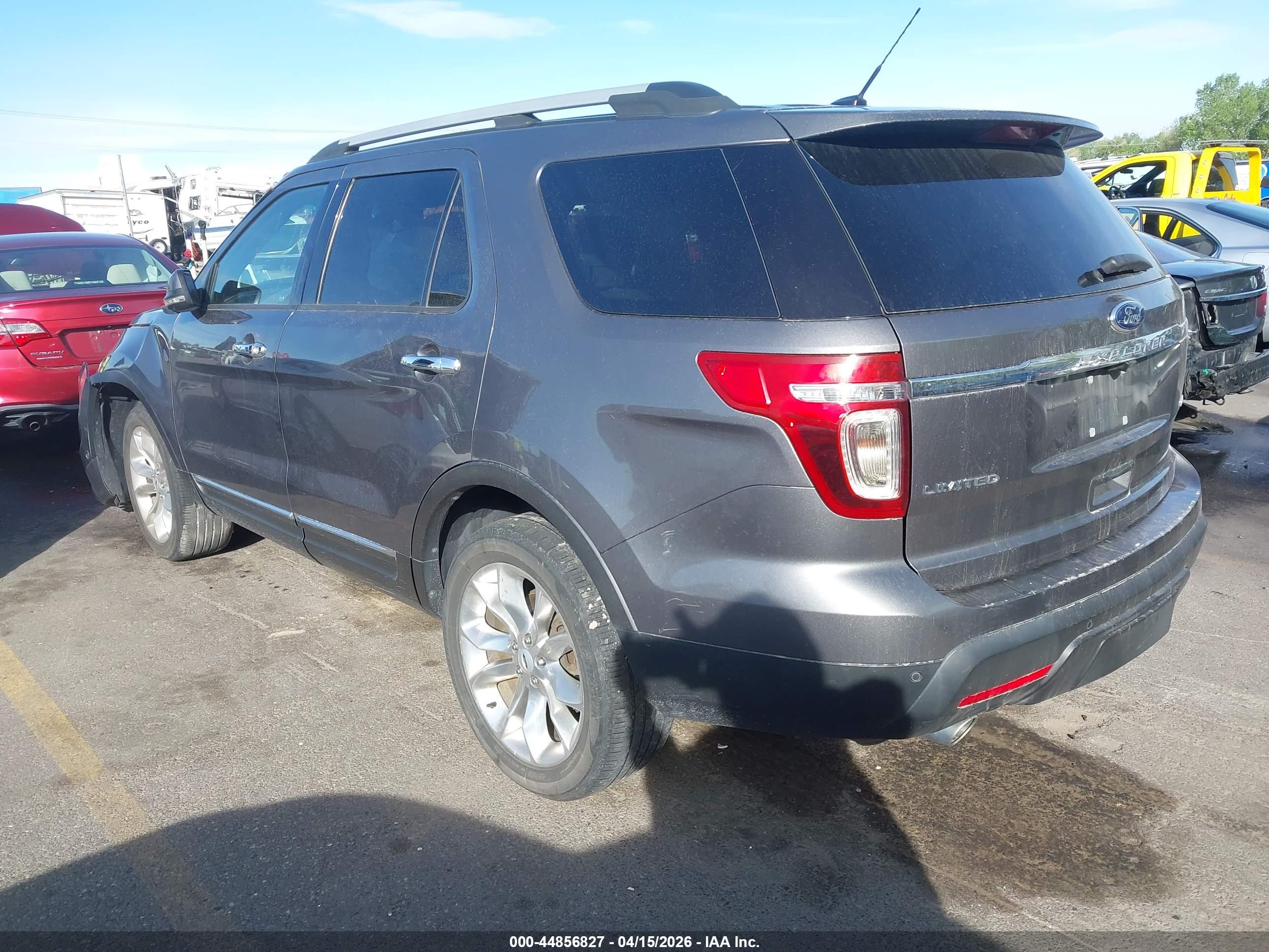 FORD EXPLORER image 3