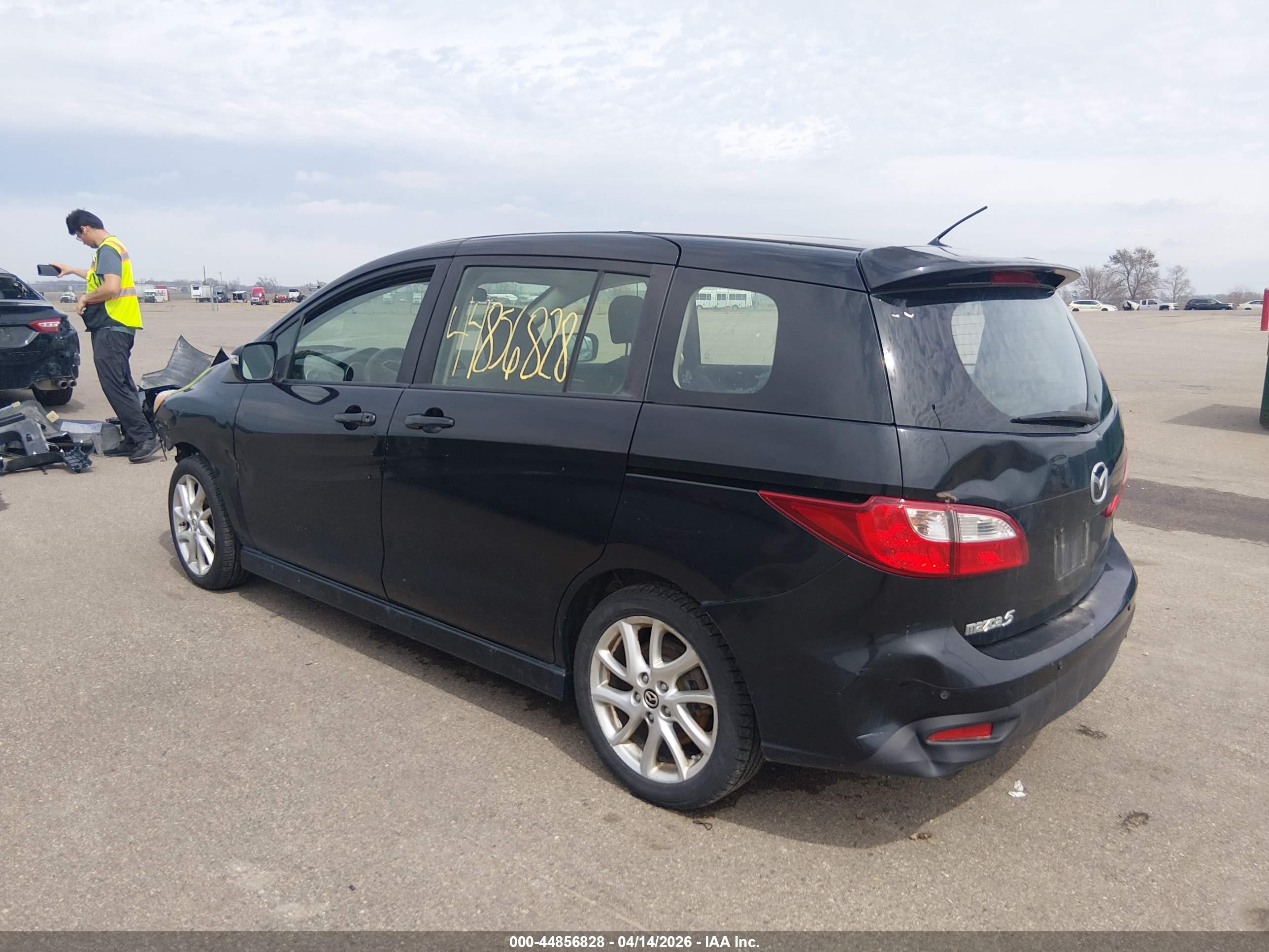 MAZDA MAZDA5 image 3