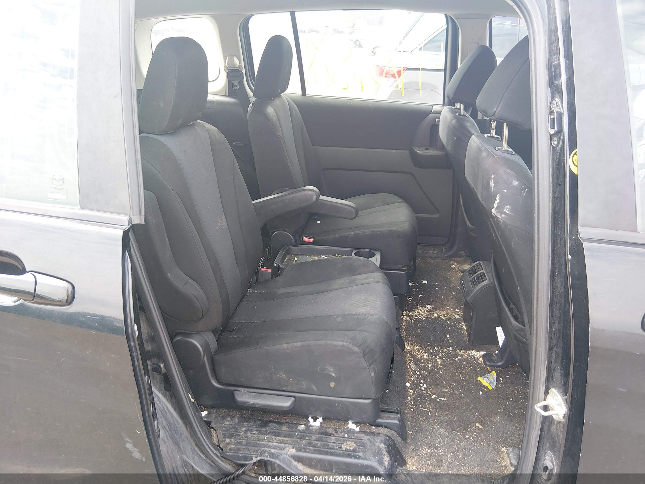 MAZDA MAZDA5 image 8
