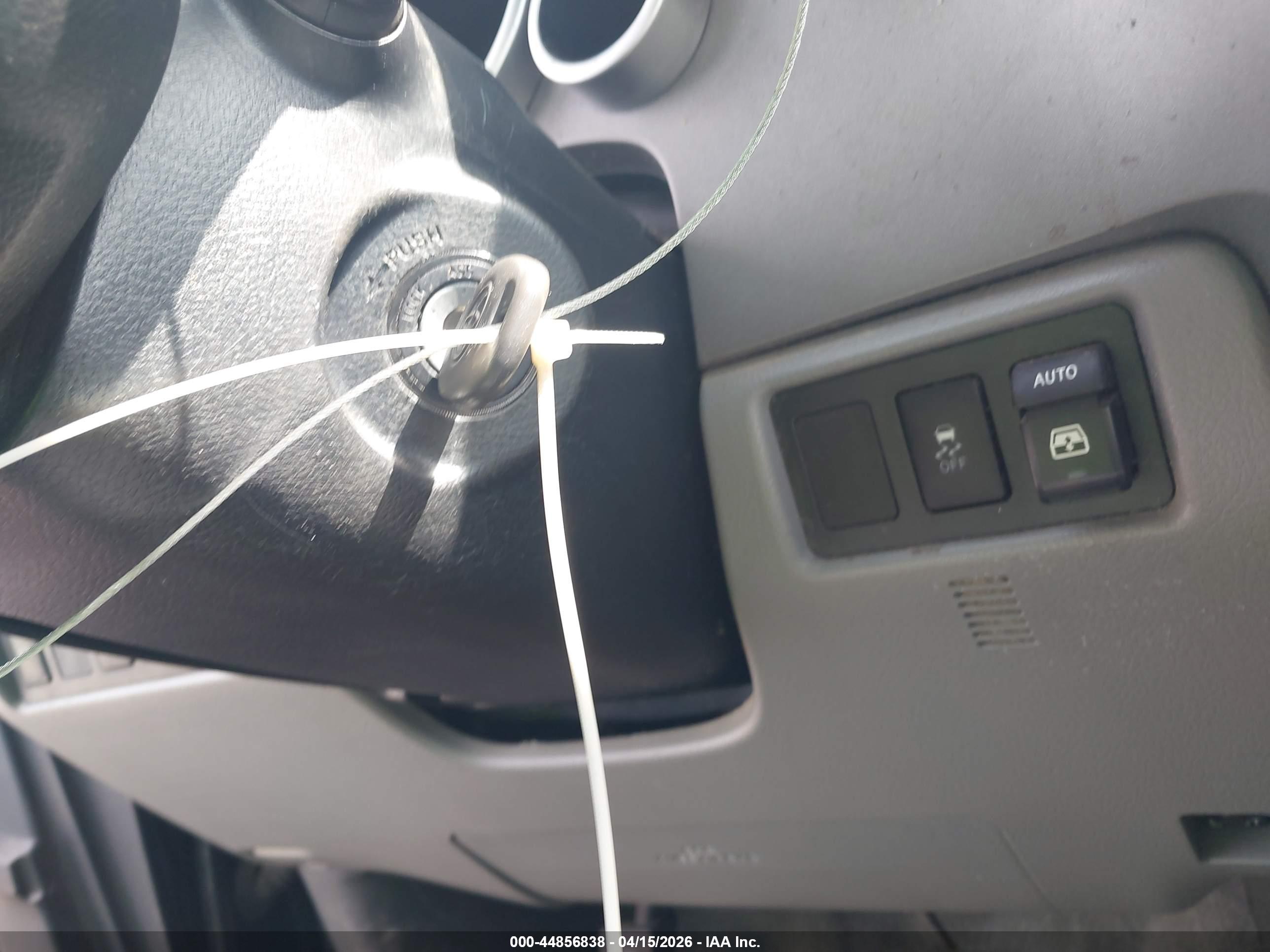 TOYOTA SEQUOIA image 11