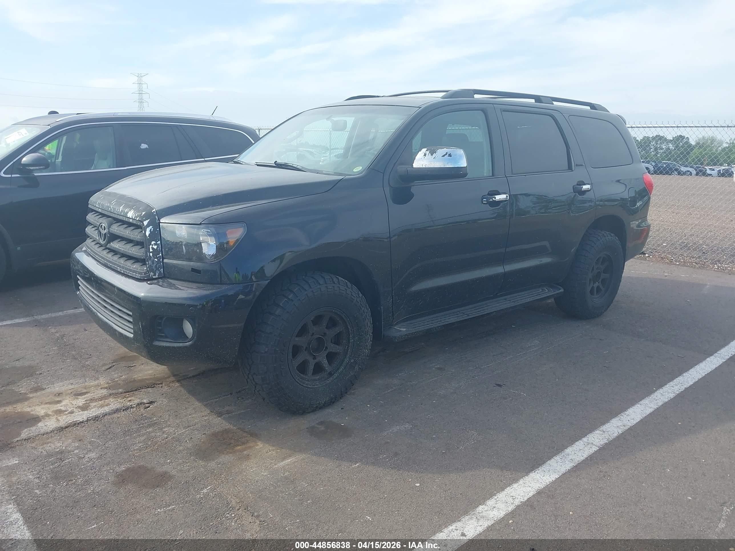 TOYOTA SEQUOIA image 2