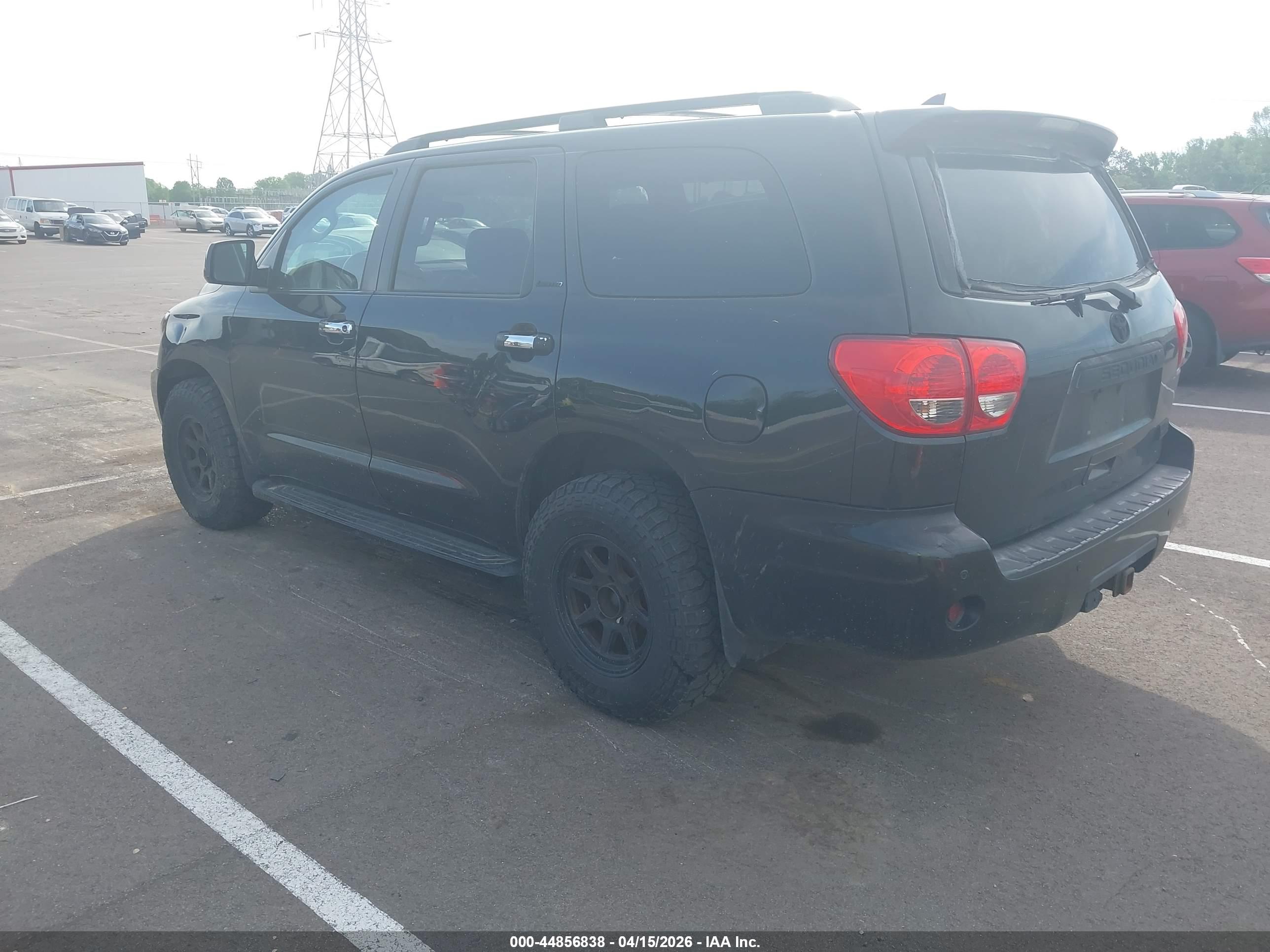 TOYOTA SEQUOIA image 3