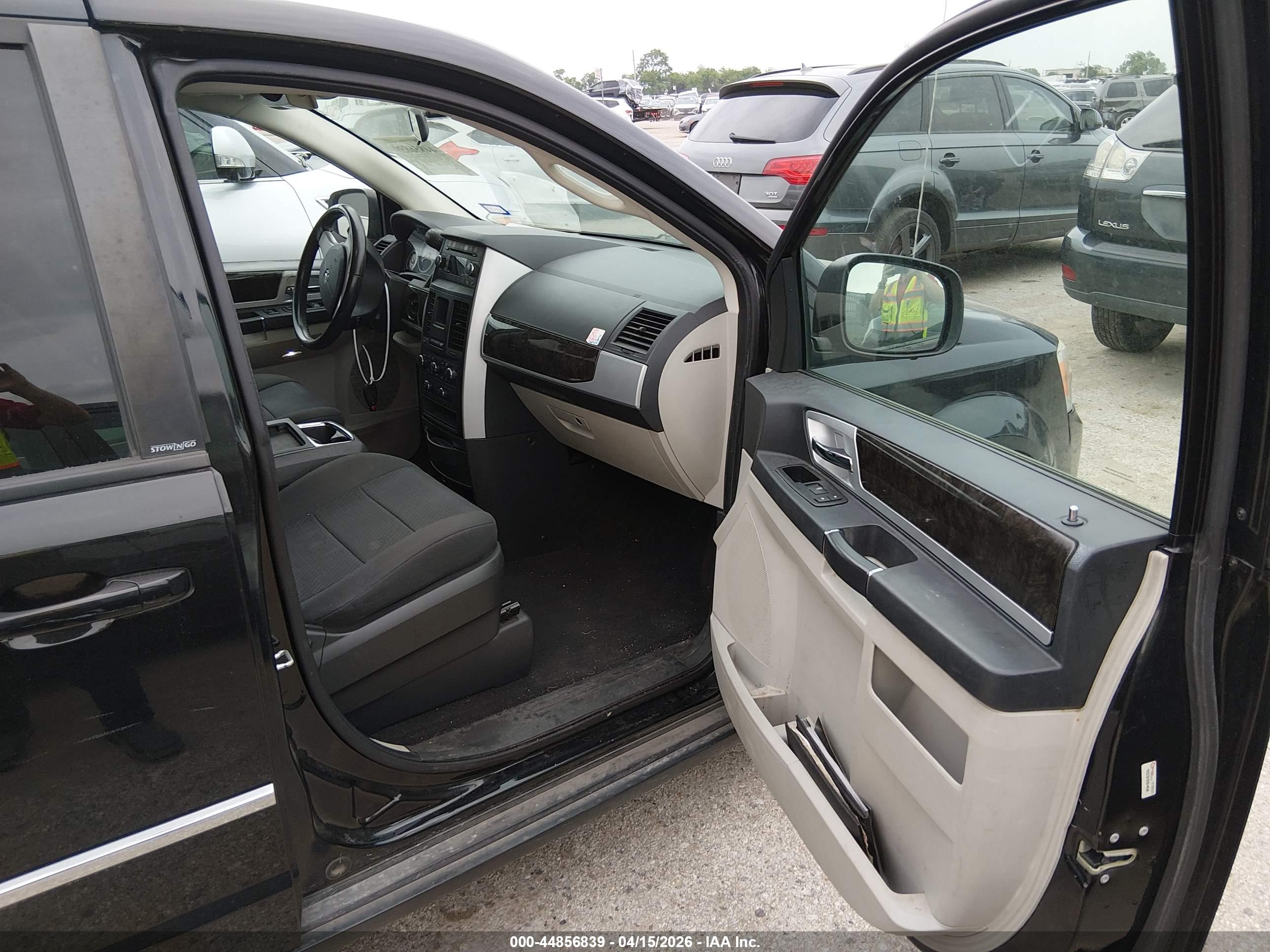 DODGE GRAND image 5