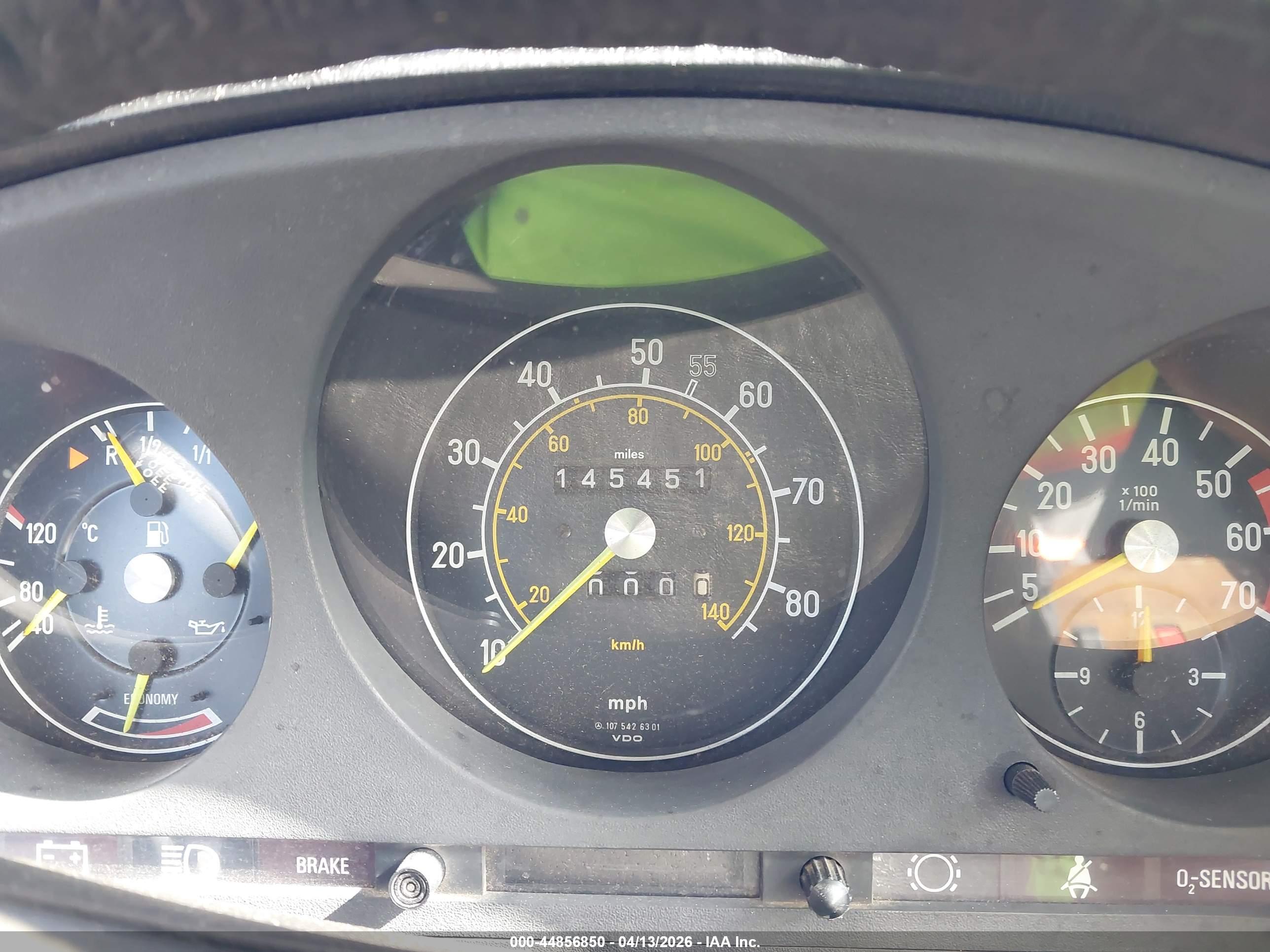 MERCEDES-BENZ 380 image 7
