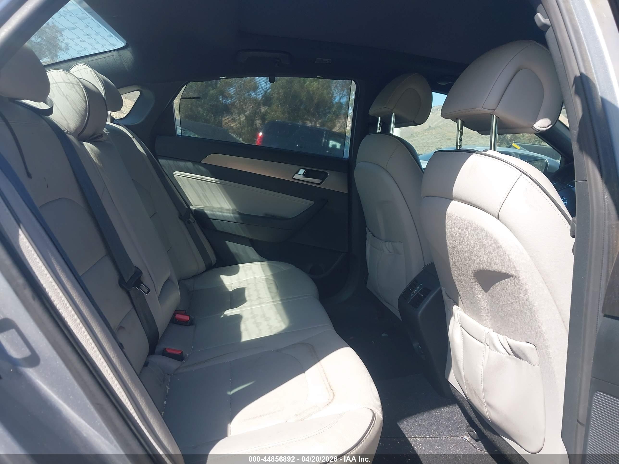 HYUNDAI SONATA image 8