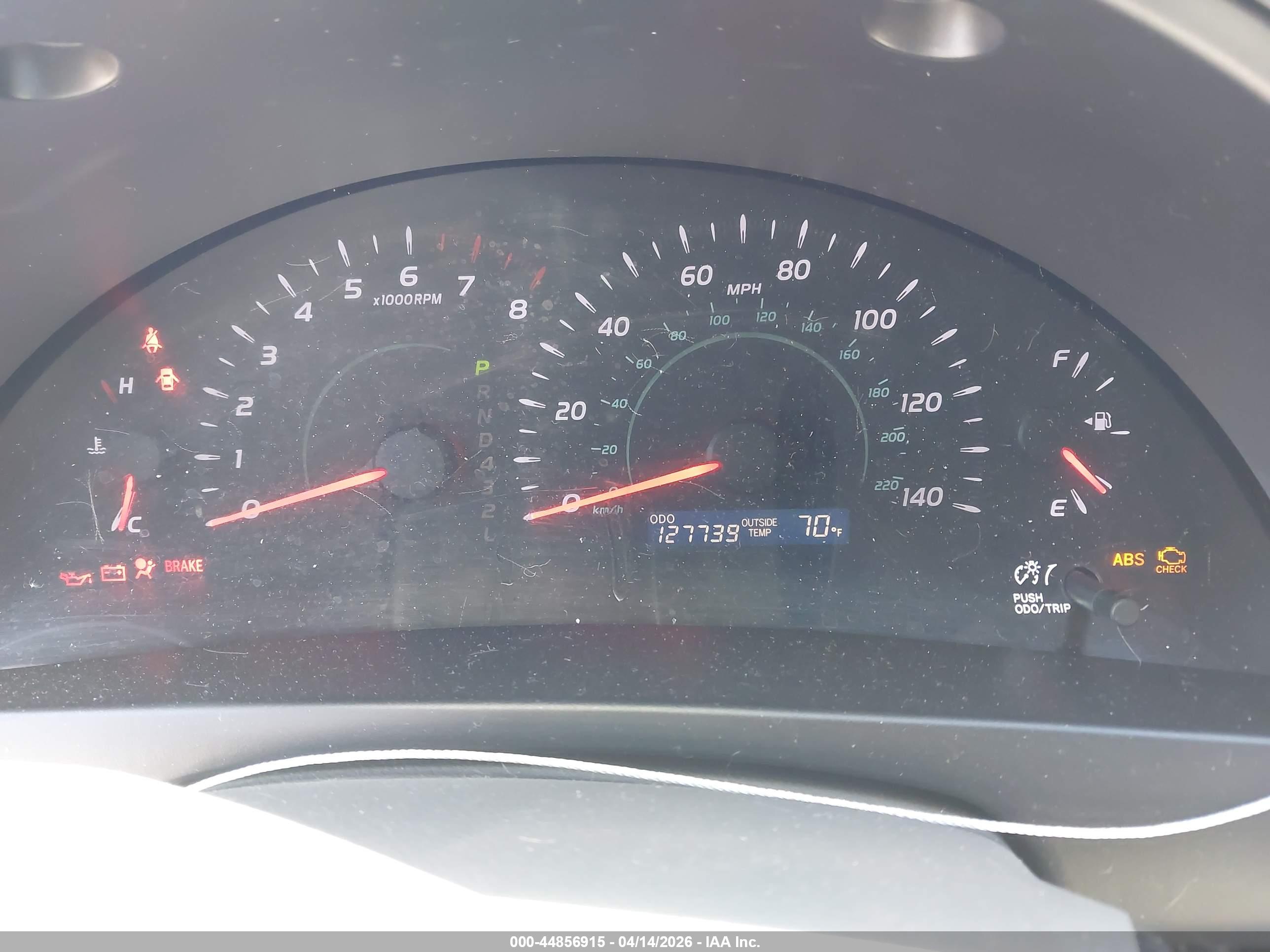 TOYOTA CAMRY image 7