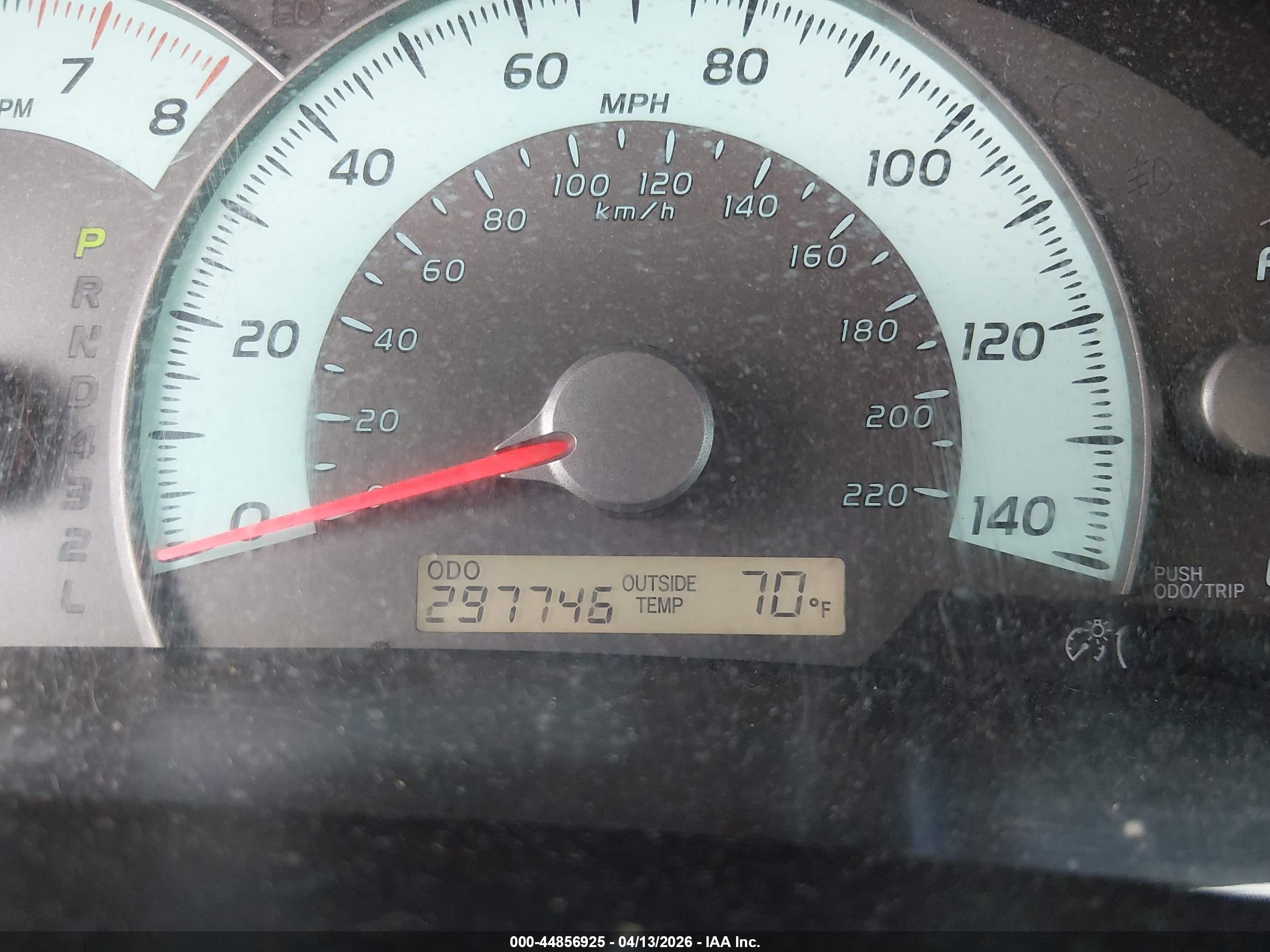 TOYOTA CAMRY image 7