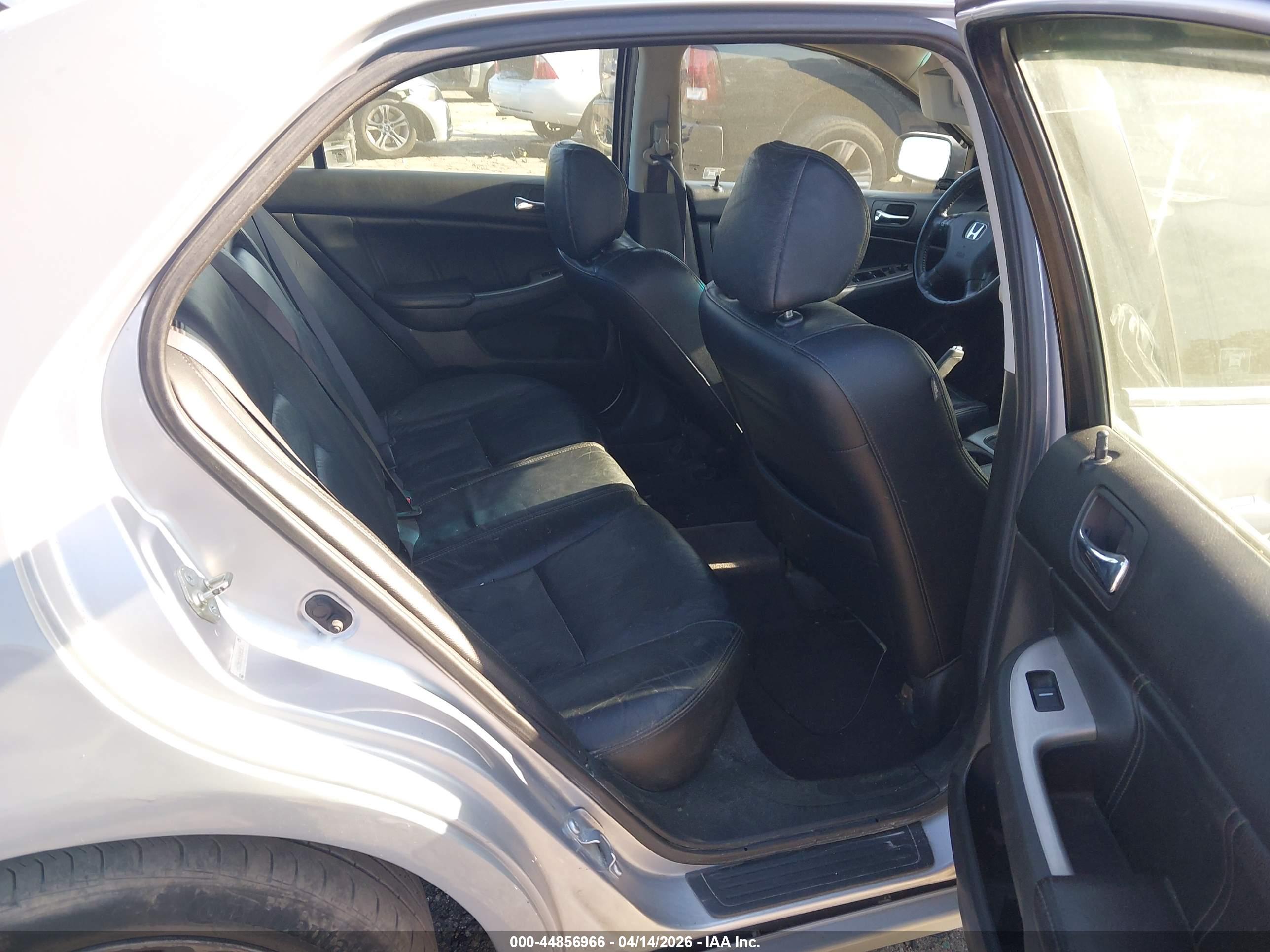 HONDA ACCORD image 8