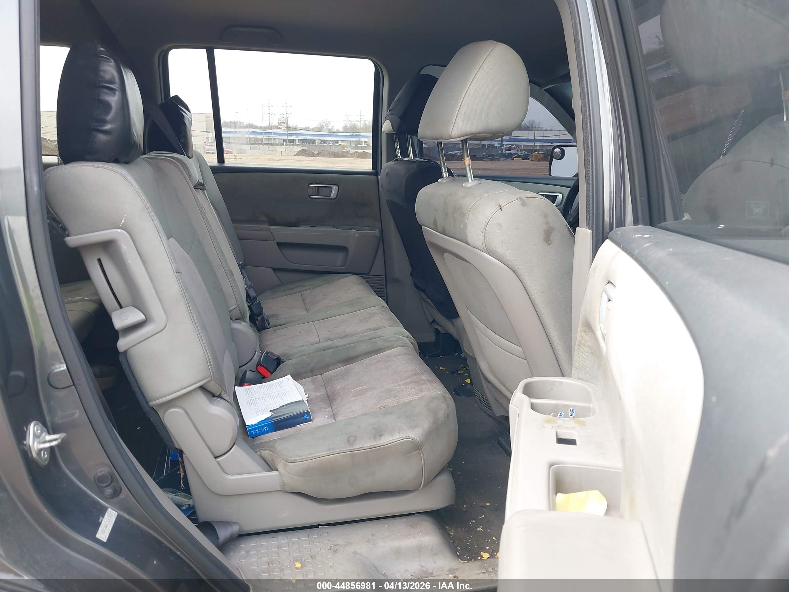 HONDA PILOT image 8