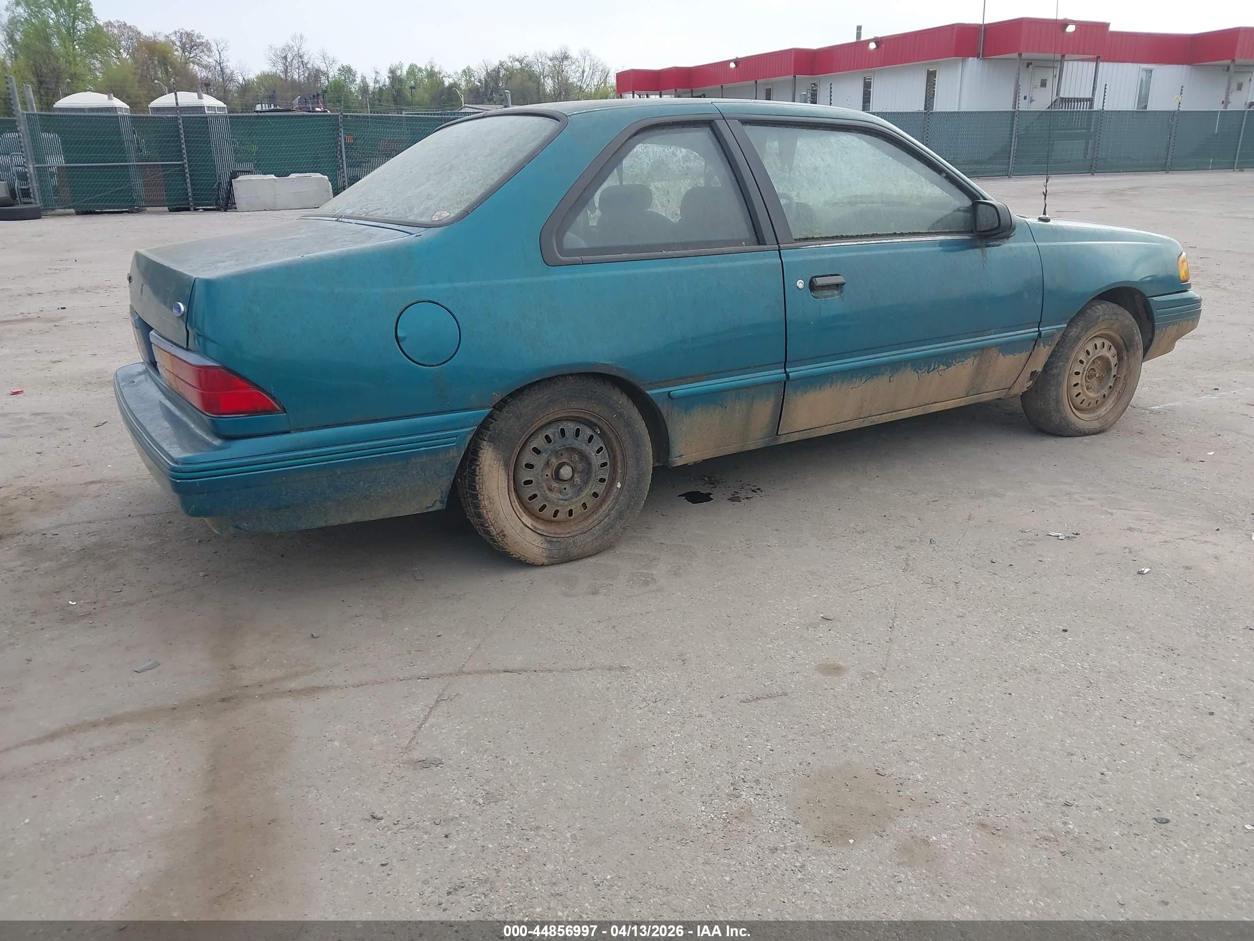 FORD TEMPO image 4