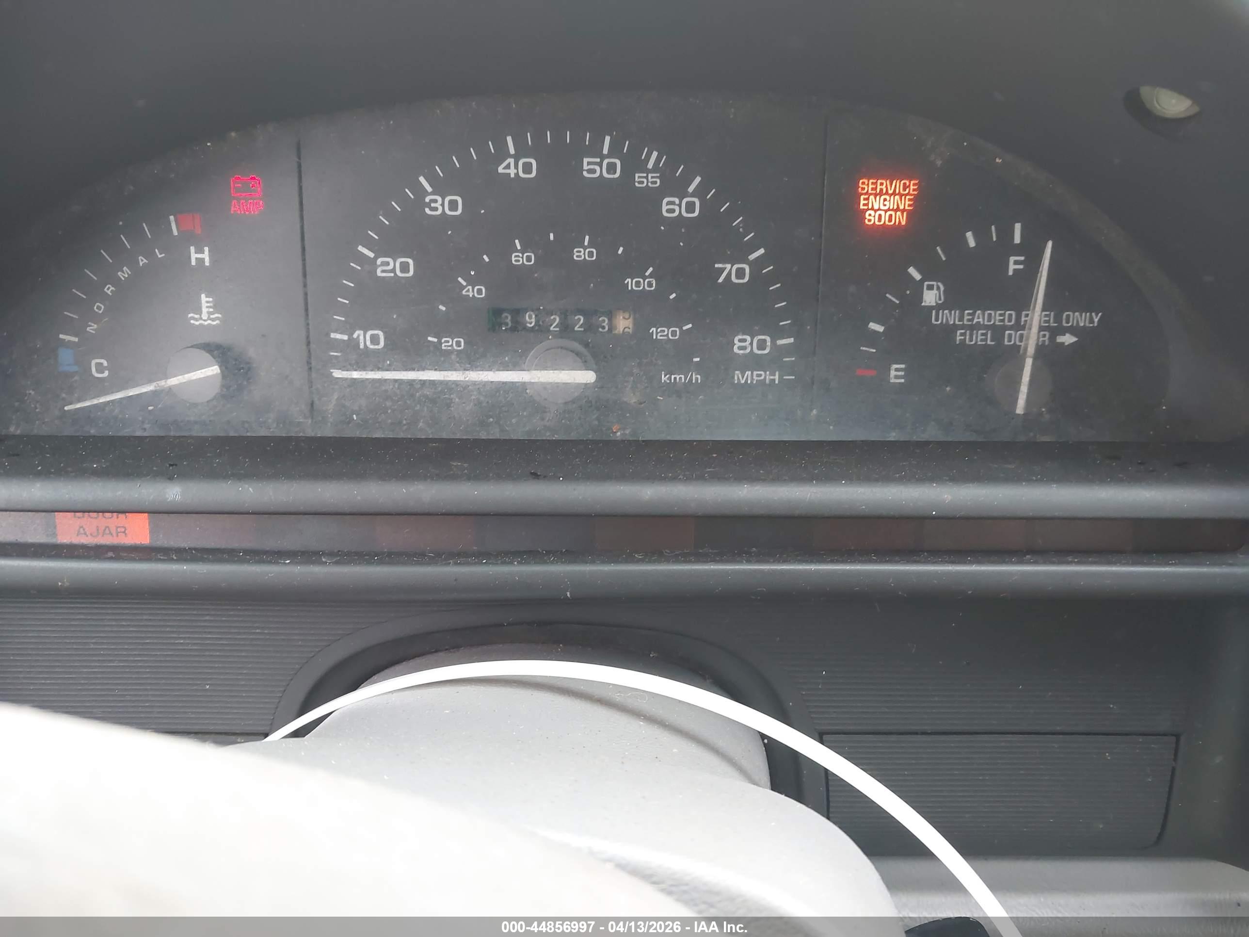 FORD TEMPO image 7