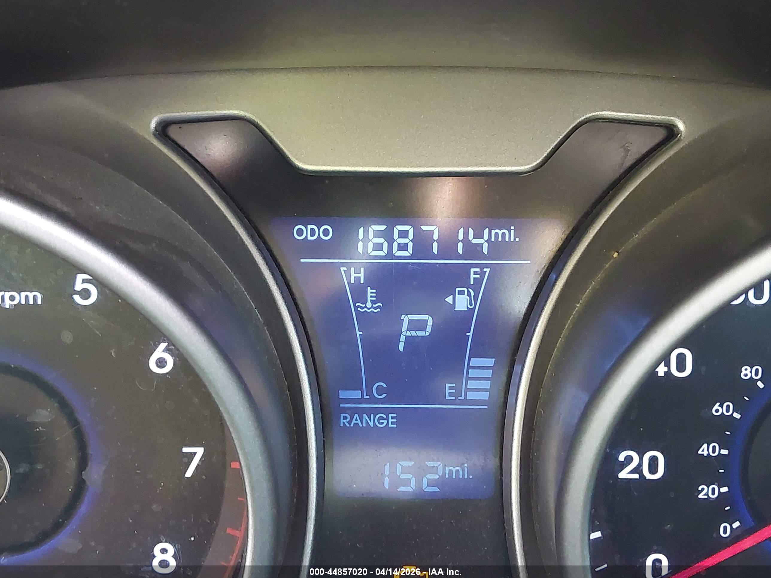 HYUNDAI VELOSTER image 7