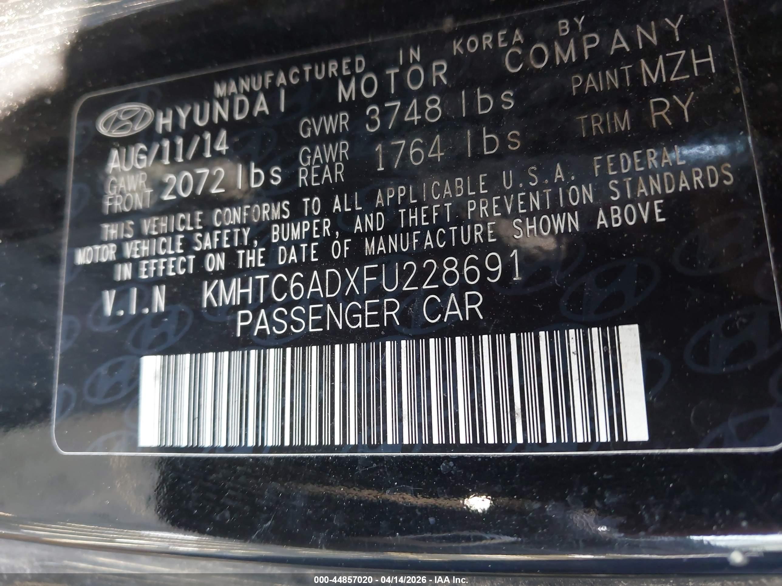 HYUNDAI VELOSTER image 9