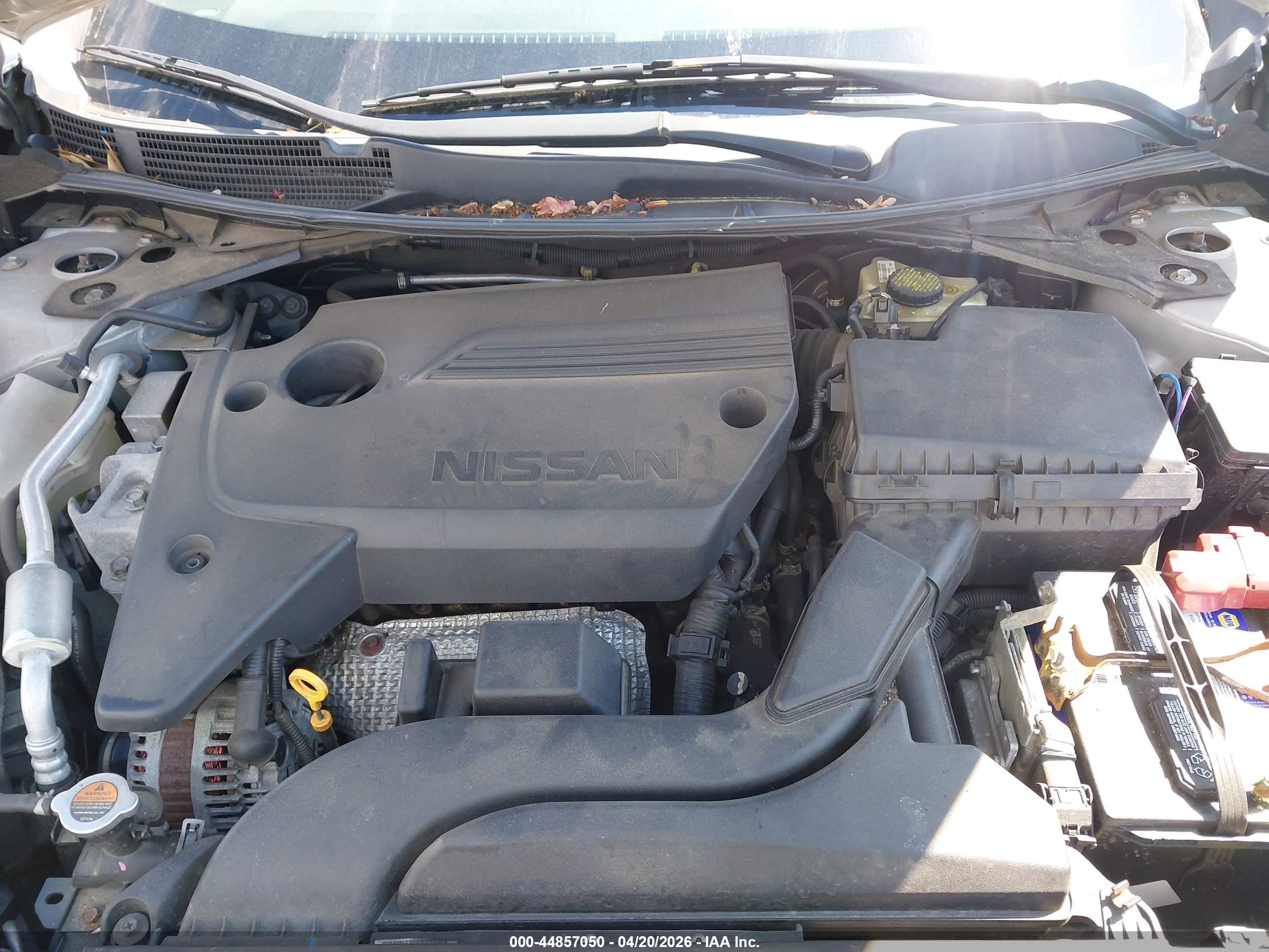 NISSAN ALTIMA image 10