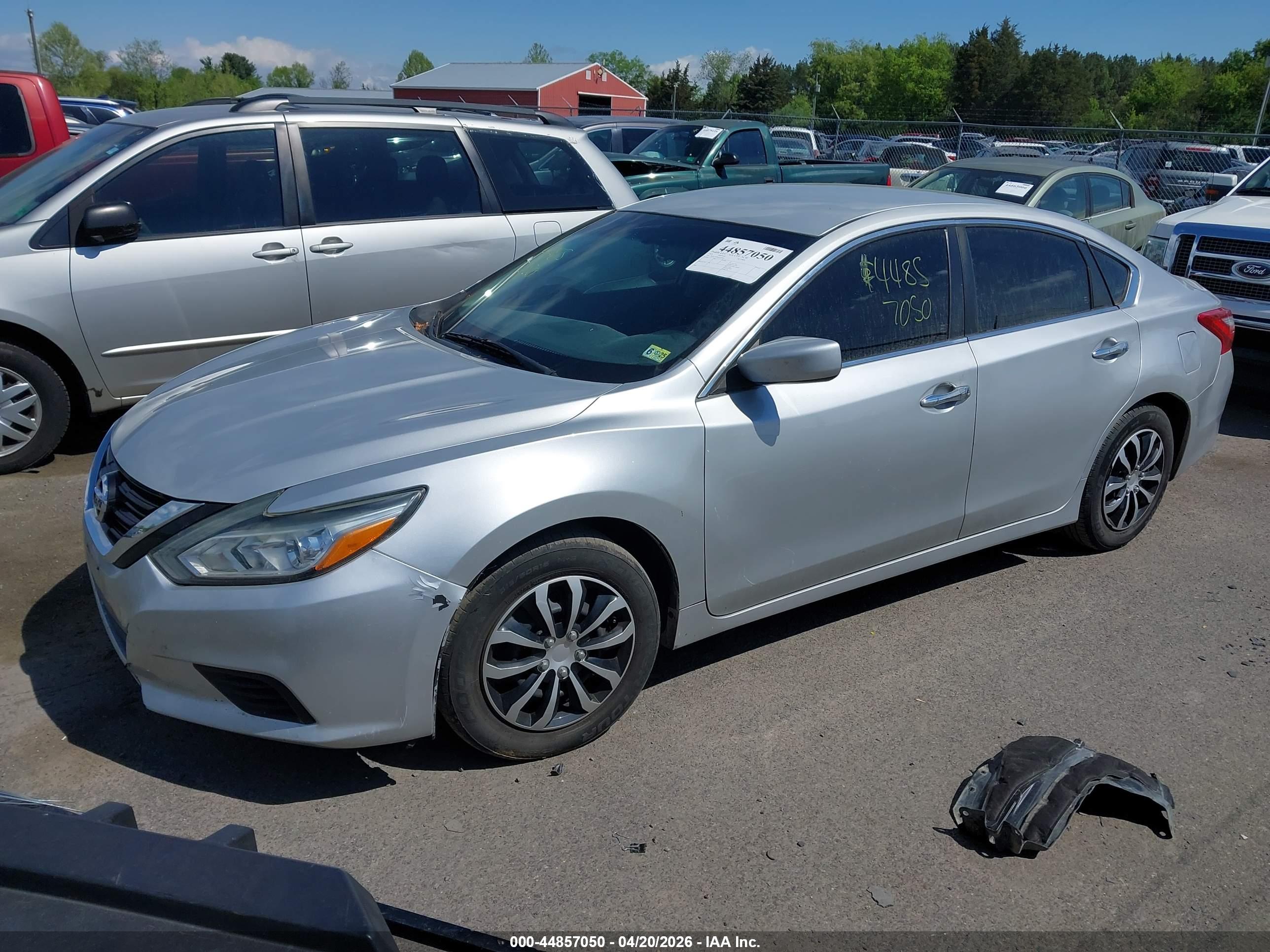 NISSAN ALTIMA image 2
