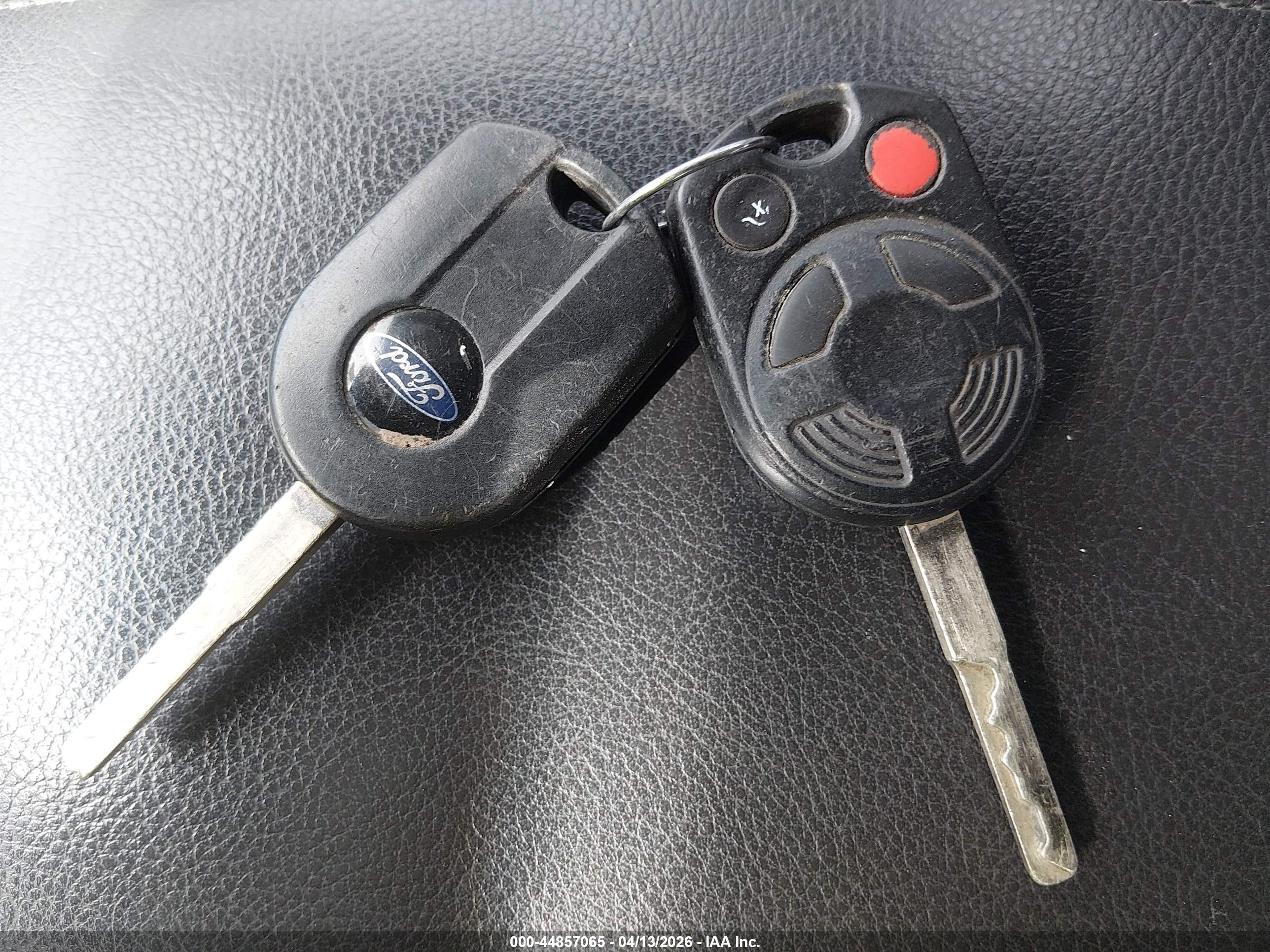 FORD FOCUS image 11