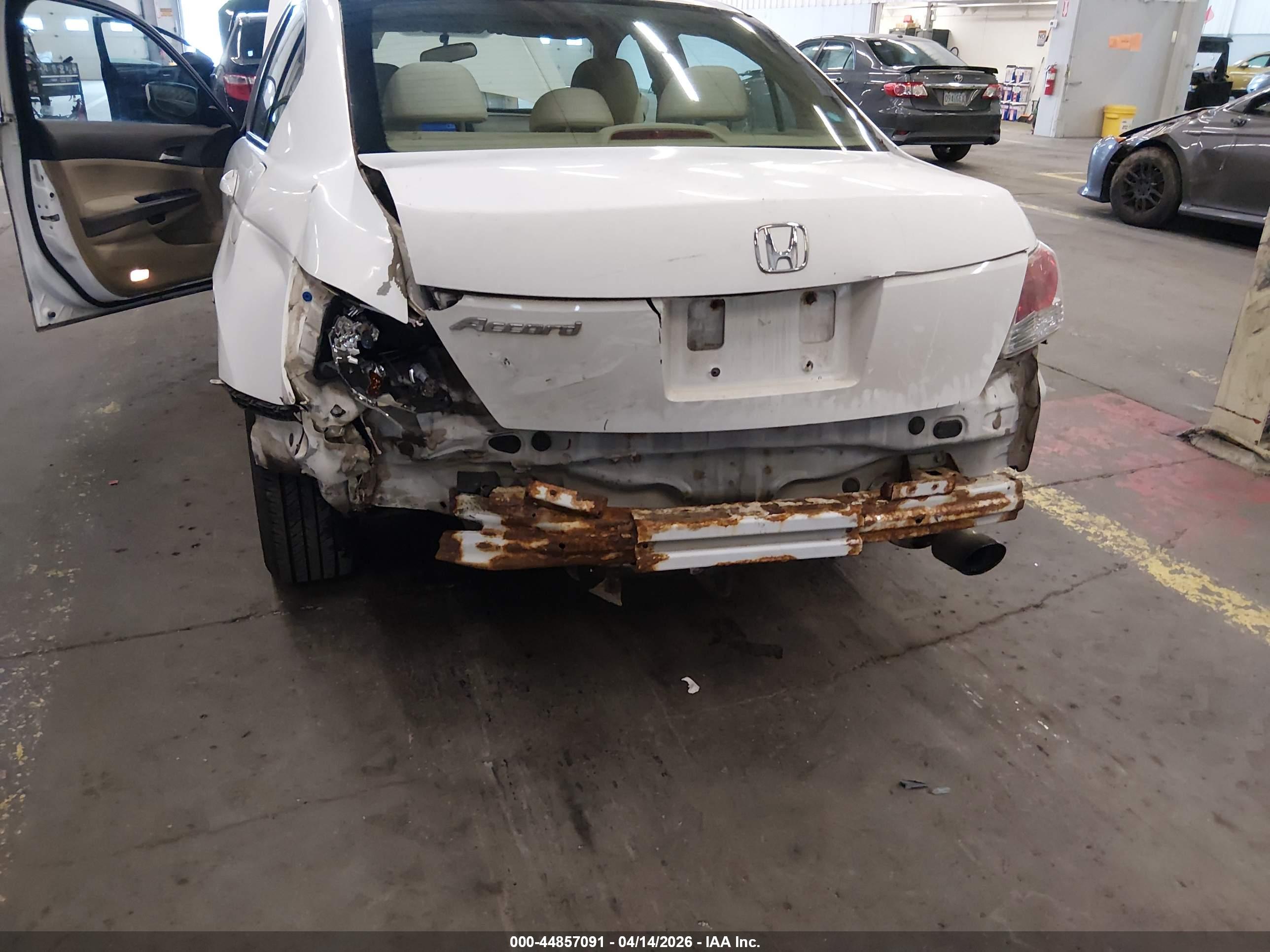 HONDA ACCORD image 6