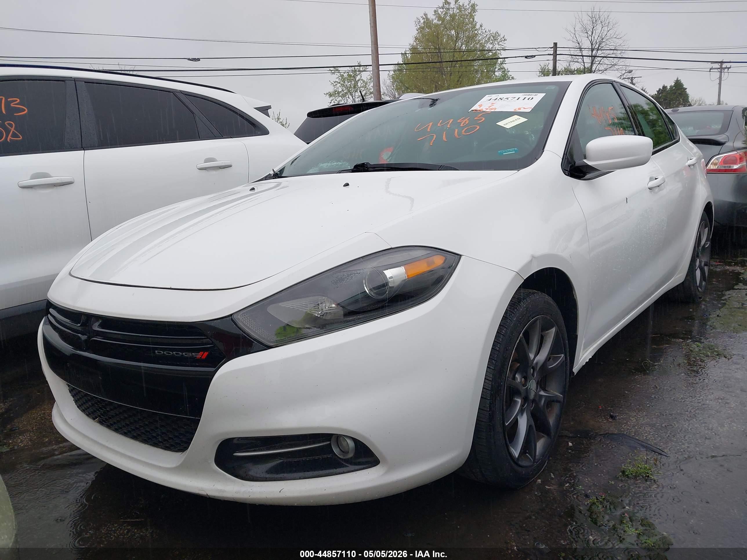 DODGE DART image 2