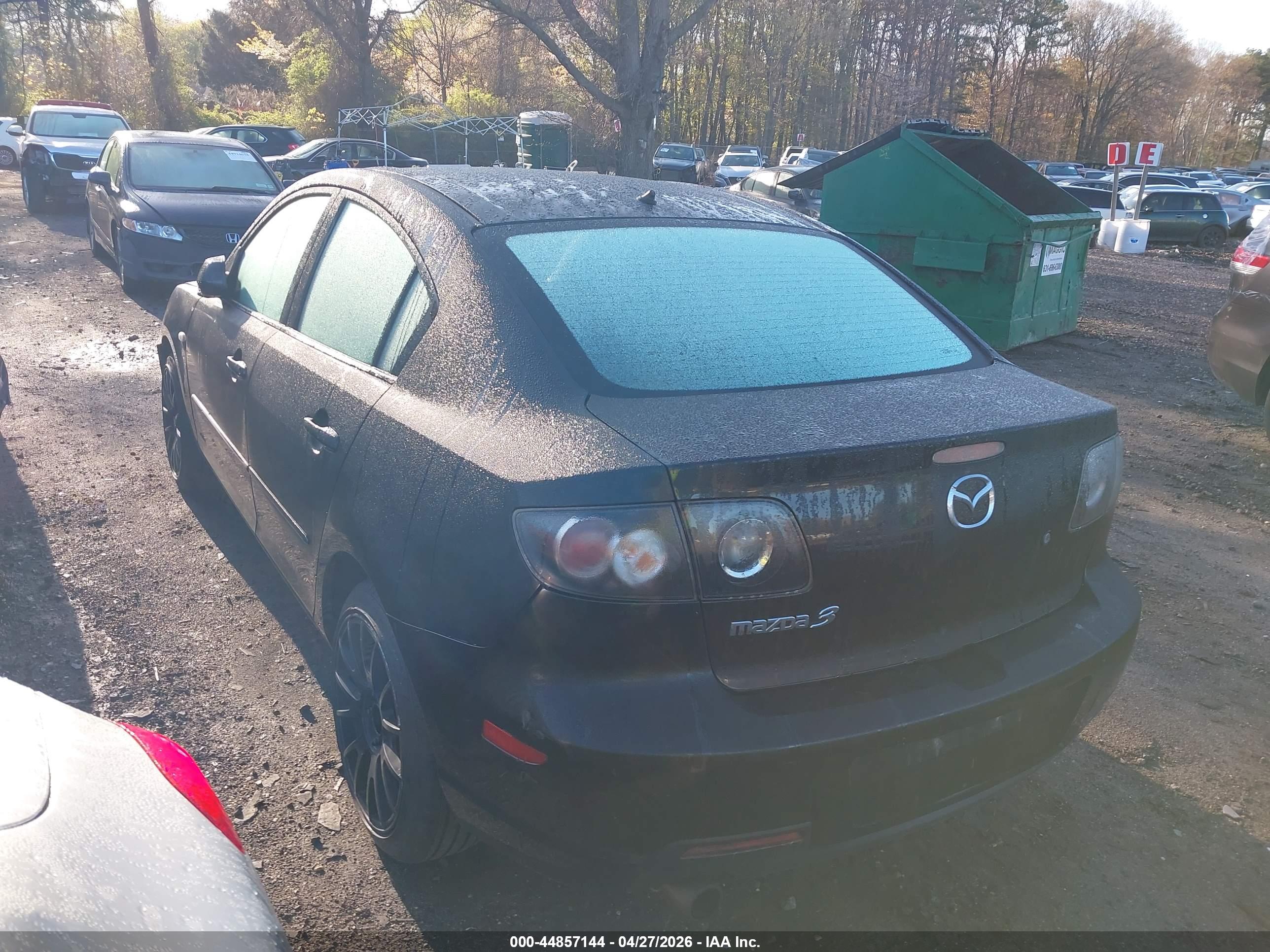 MAZDA MAZDA3 image 3