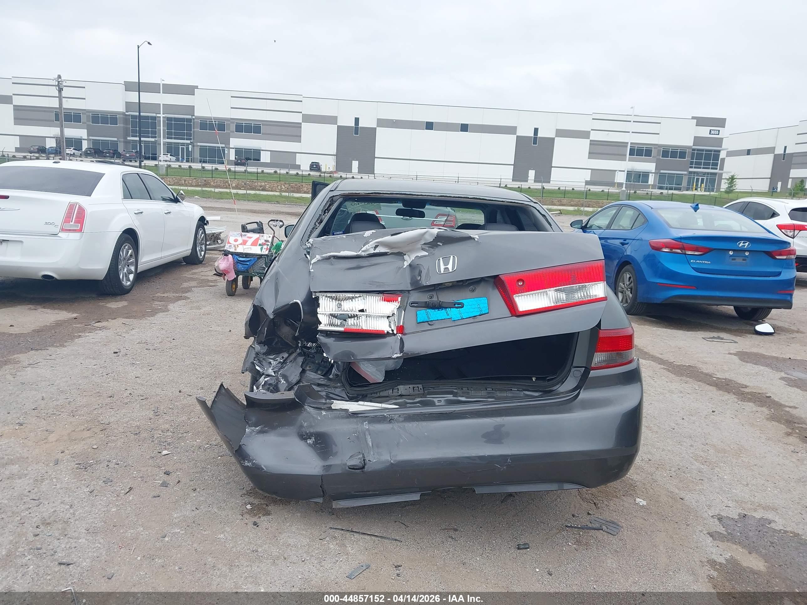 HONDA ACCORD image 6