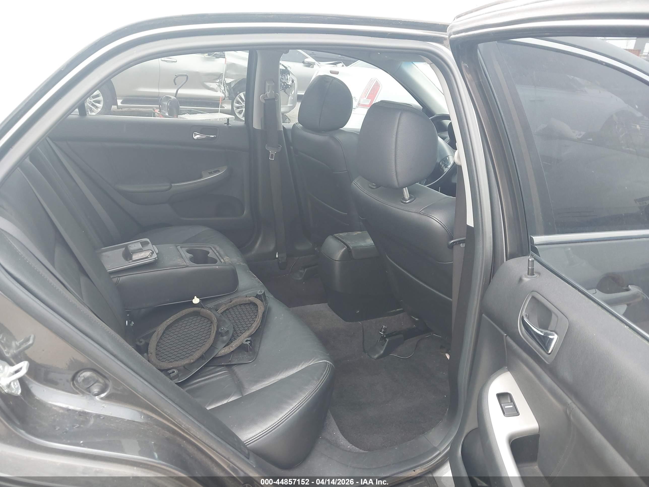 HONDA ACCORD image 8