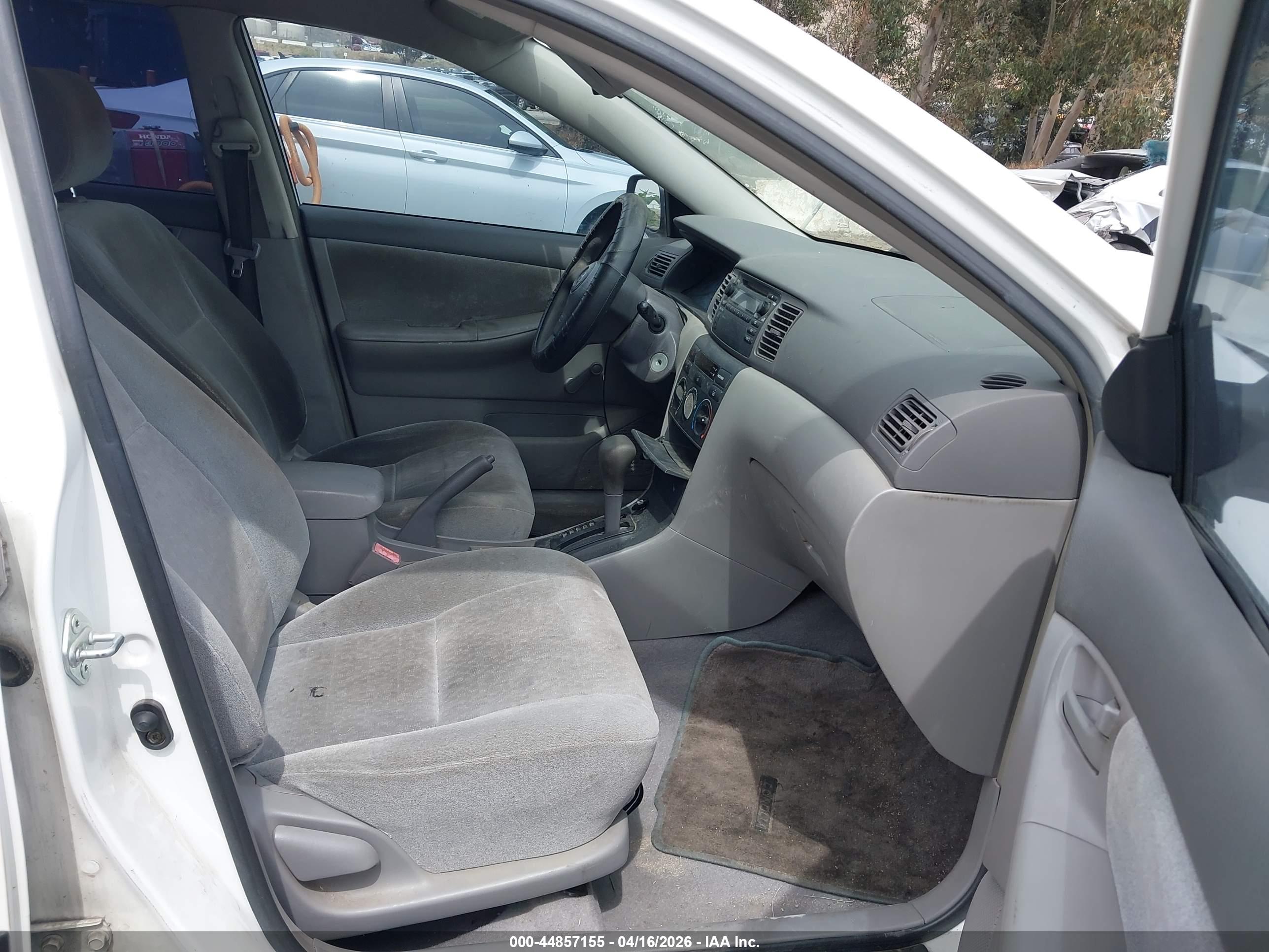 TOYOTA COROLLA image 5