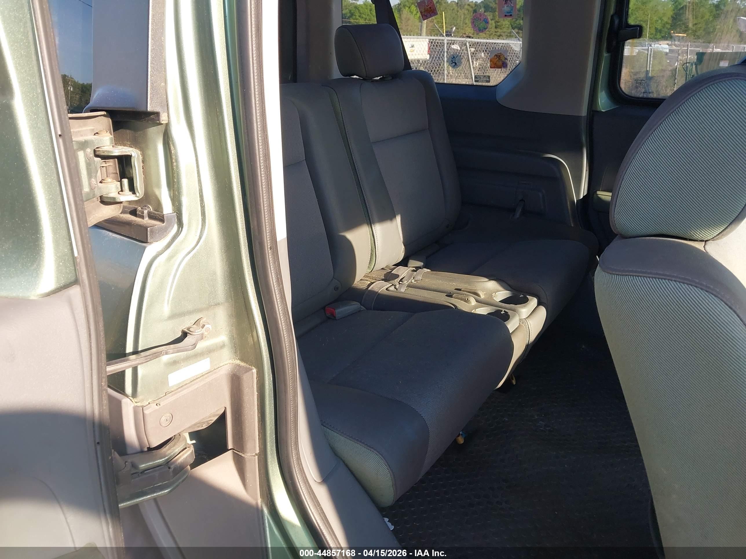 HONDA ELEMENT image 8