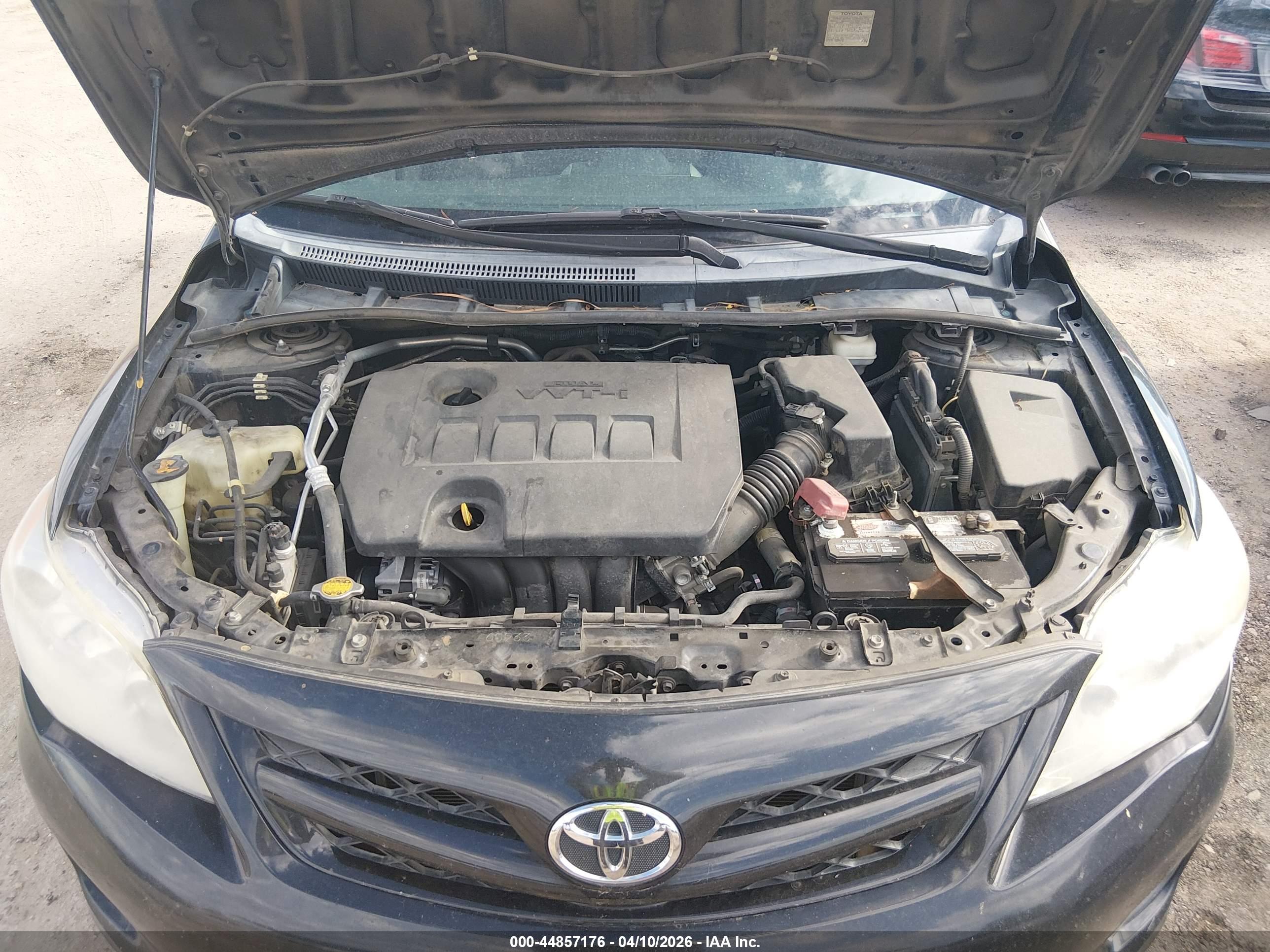 TOYOTA COROLLA image 10